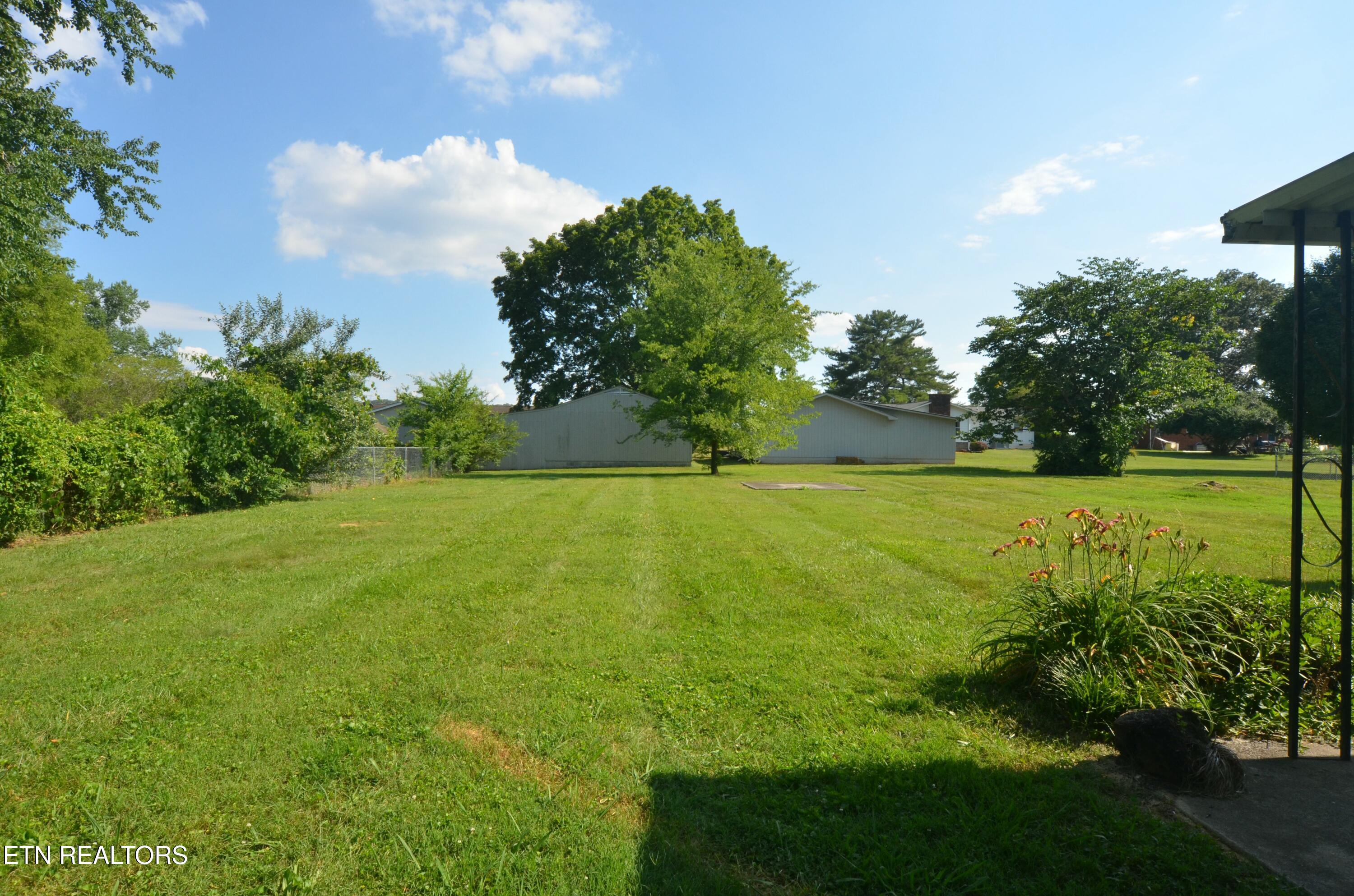 8628 Dolph Drive Property Photo 8