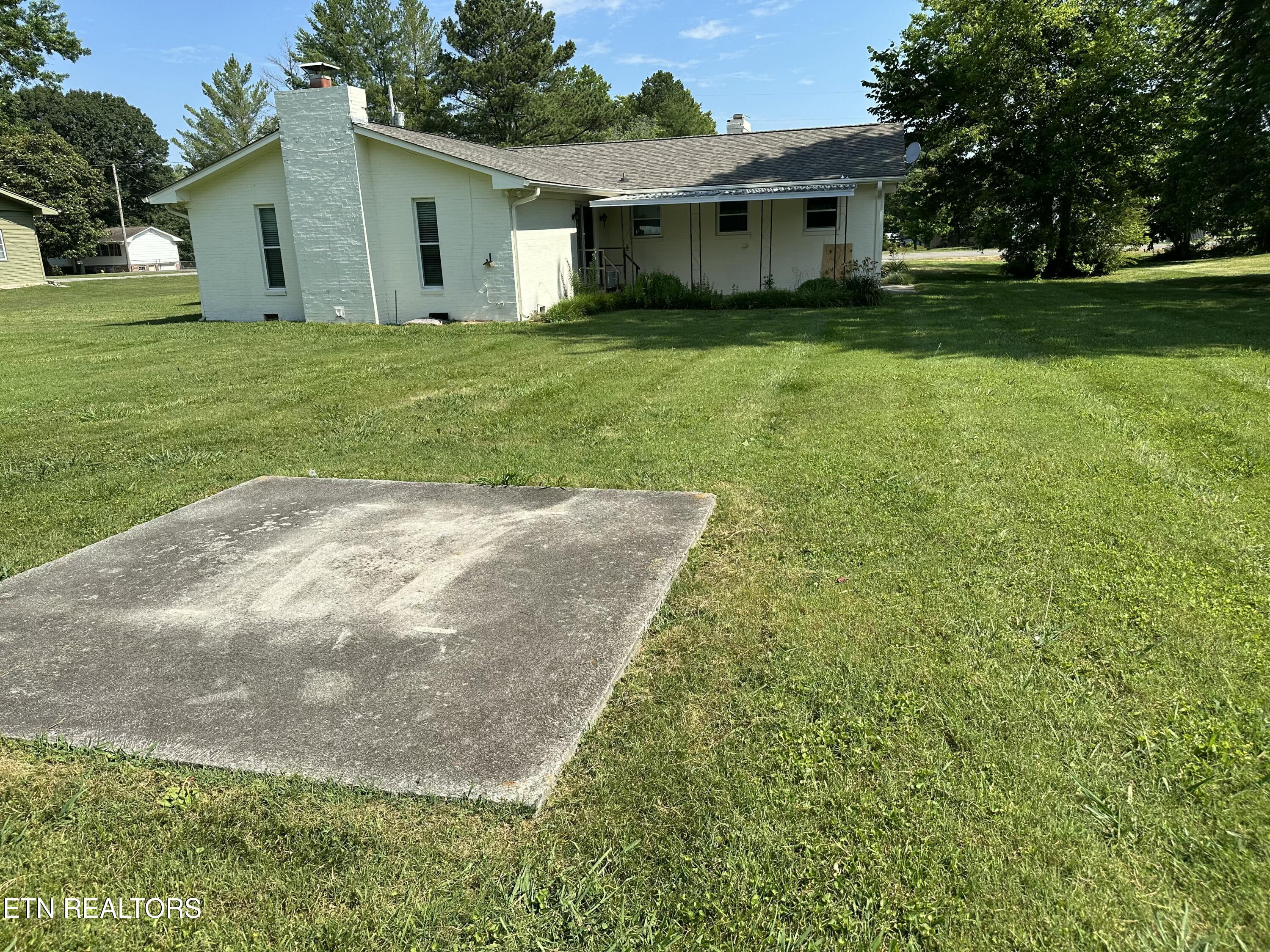 8628 Dolph Drive Property Photo 19