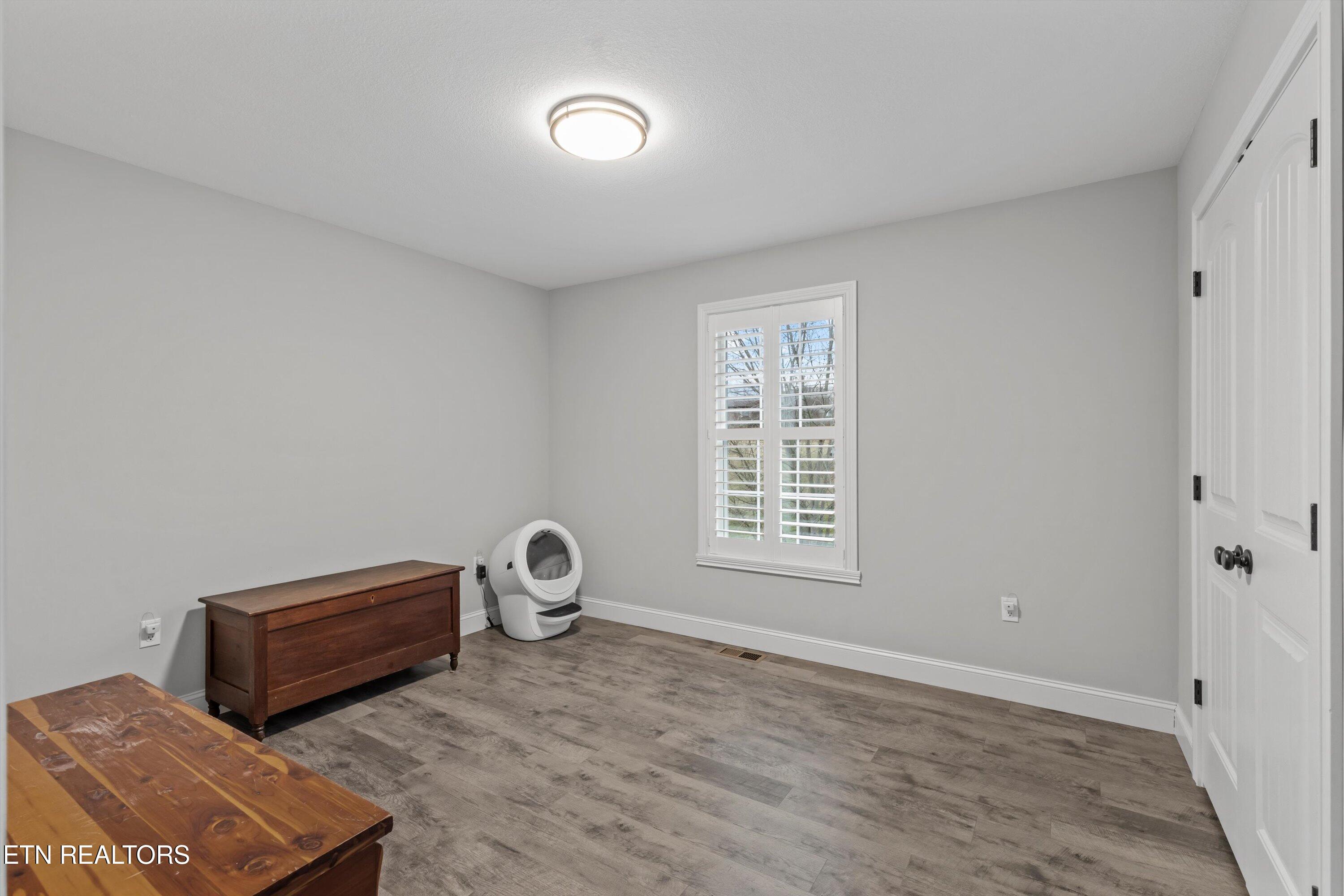 188 Jb St Property Photo 22