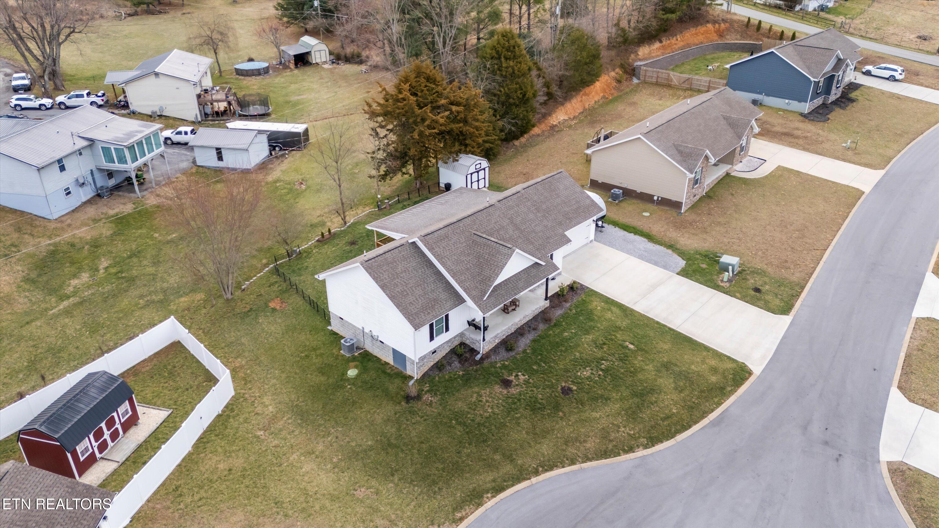 188 Jb St Property Photo 32