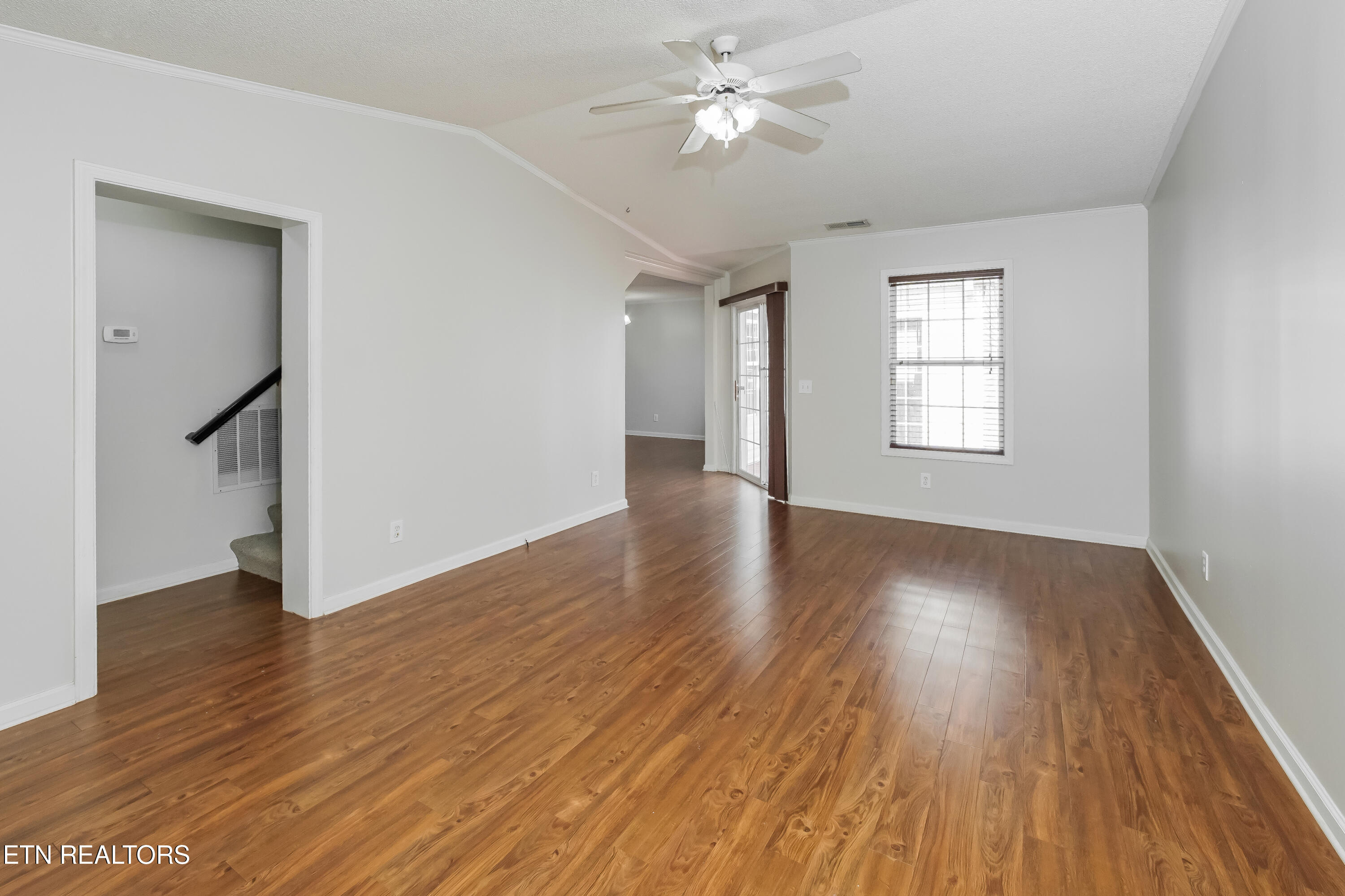 1724 Delmonte Way Property Photo 4