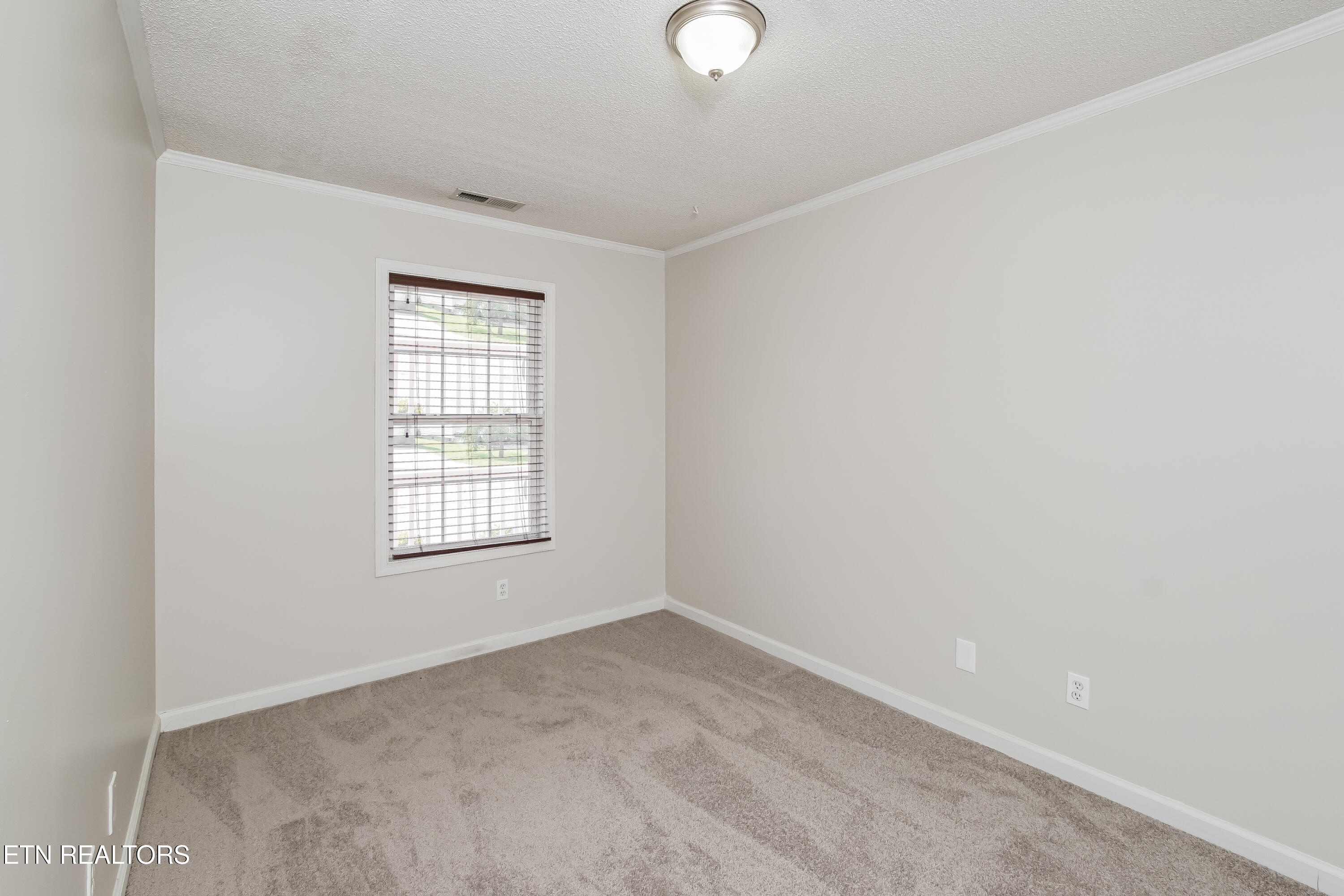 1724 Delmonte Way Property Photo 12