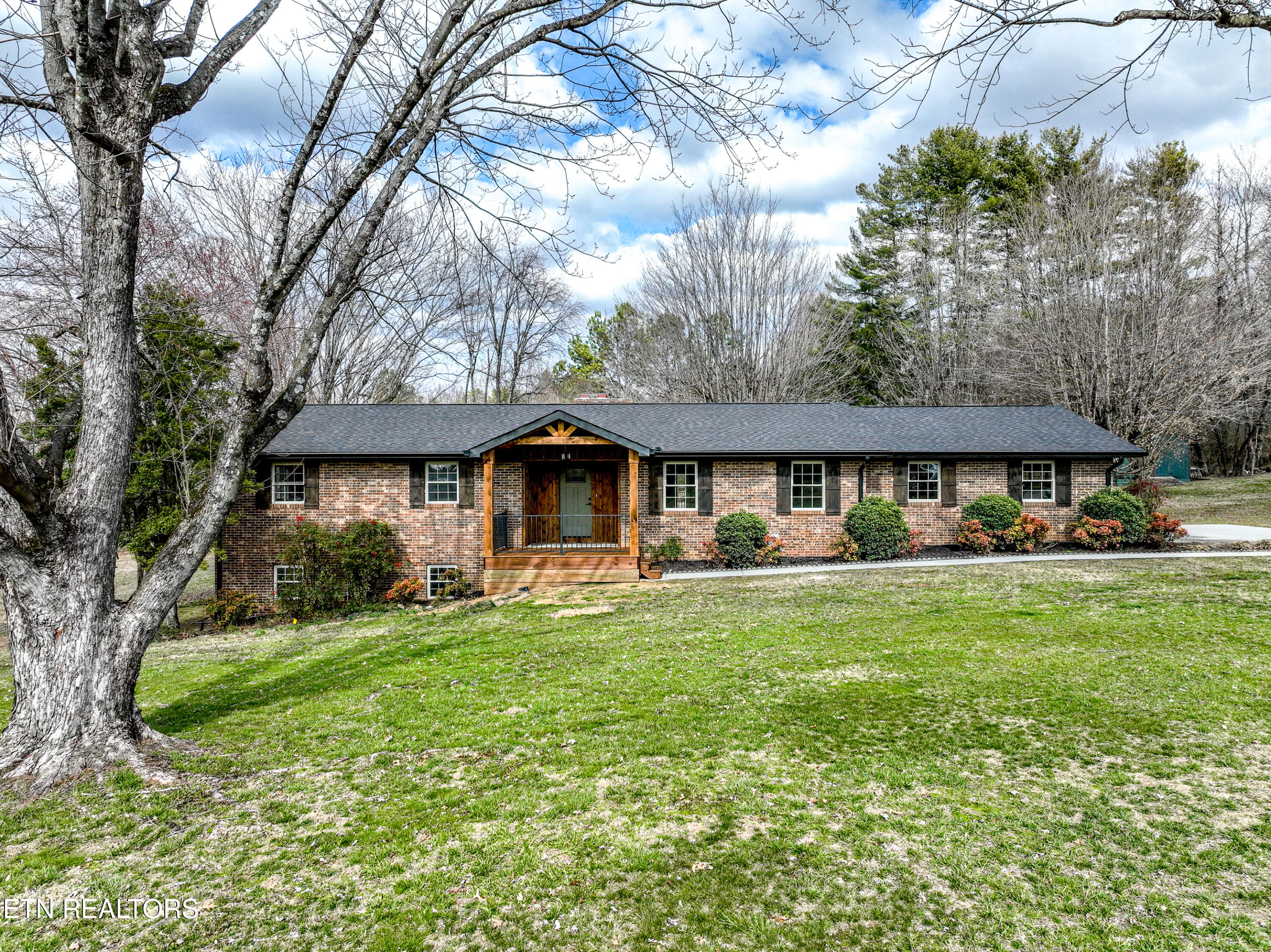104 Walden Circle Property Photo