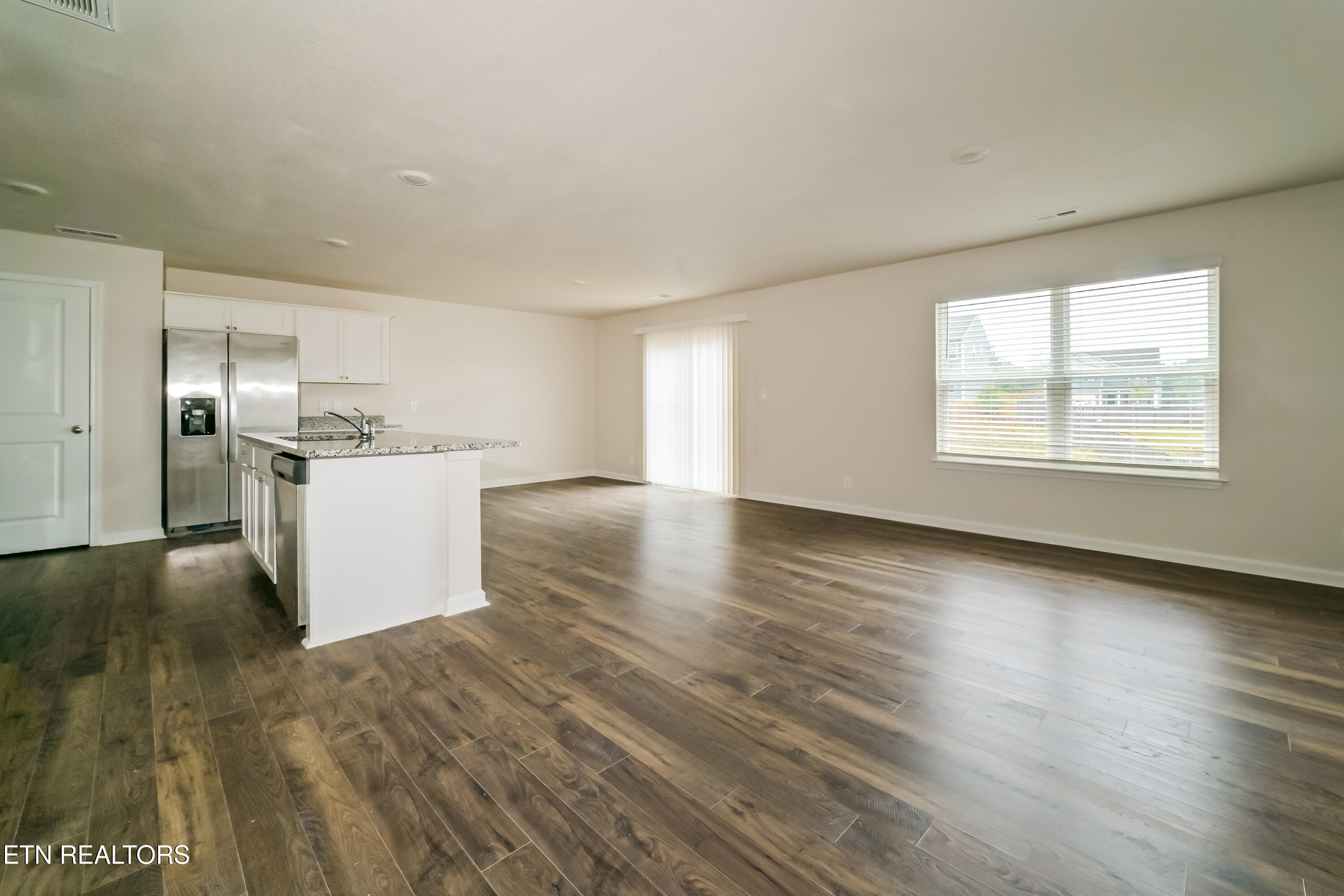 8028 Free Range Lane Property Photo 4