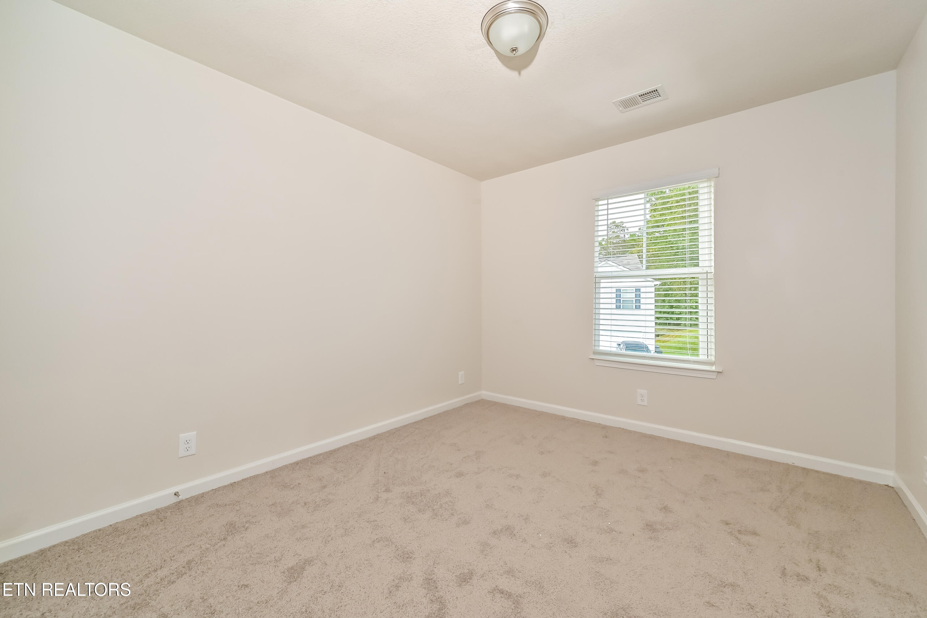 8028 Free Range Lane Property Photo 9