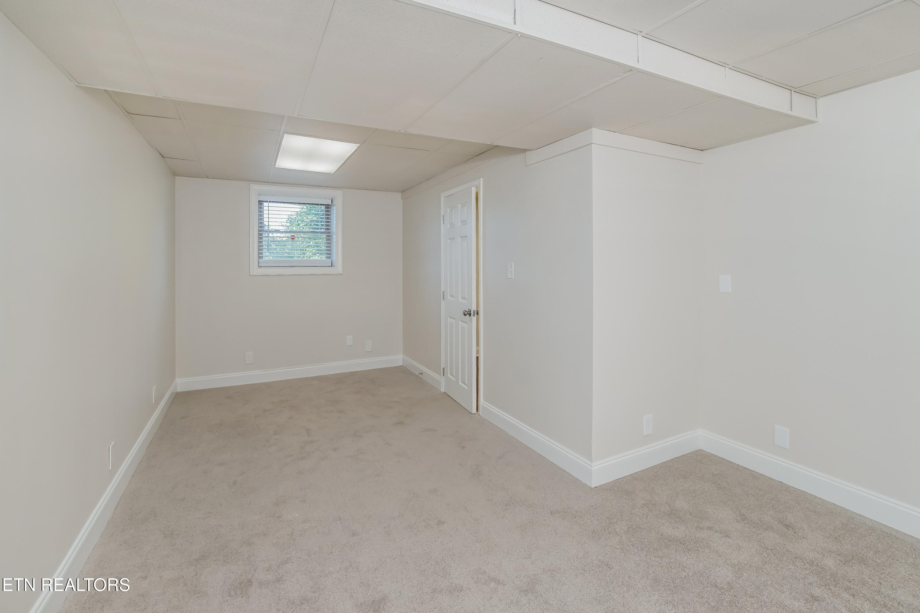 4700 Skyview Drive Property Photo 9