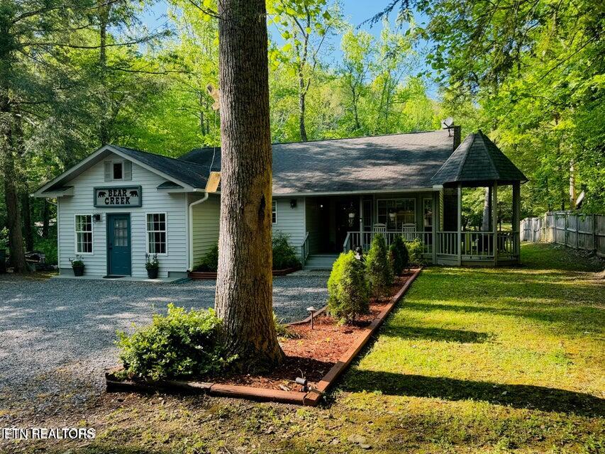 4319 E Scenic Drive Property Photo
