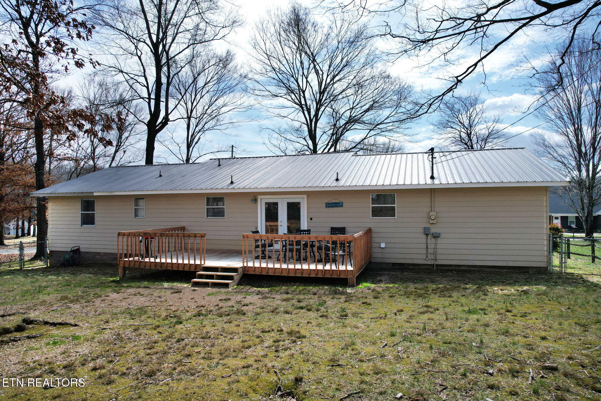 373 Ne Old Tasso Place Property Photo 8
