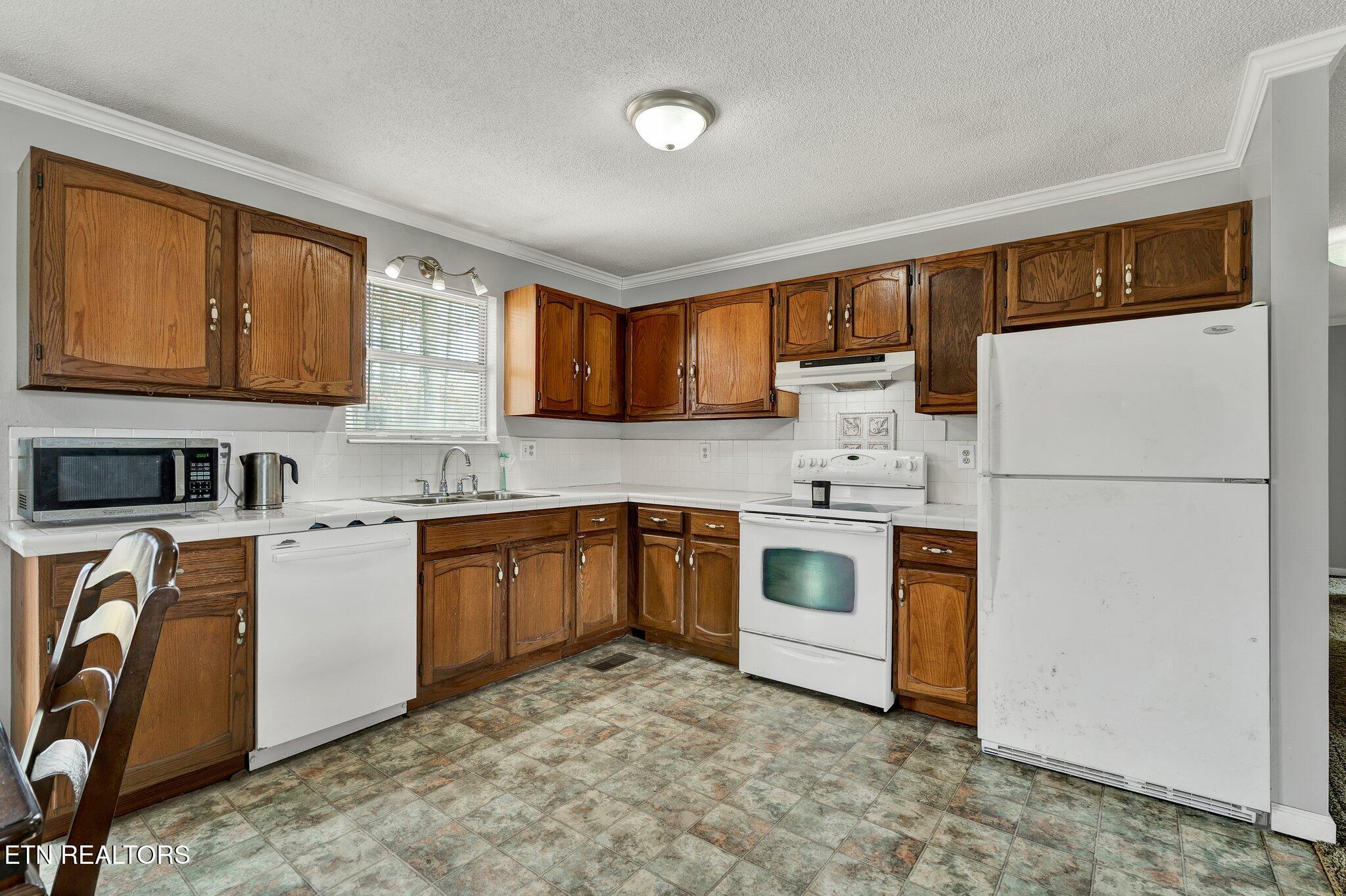 373 Ne Old Tasso Place Property Photo 19