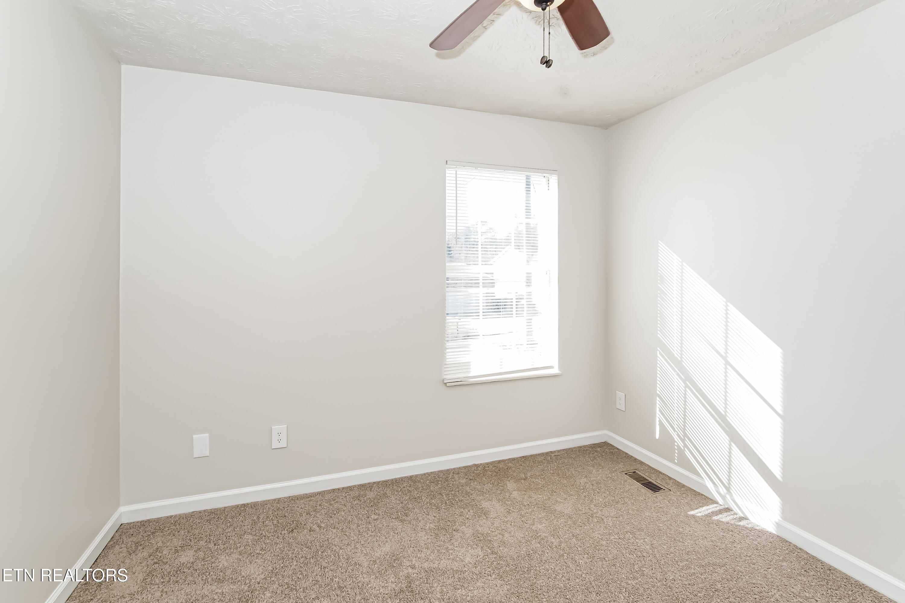 6932 Saint Croix Lane Property Photo 14