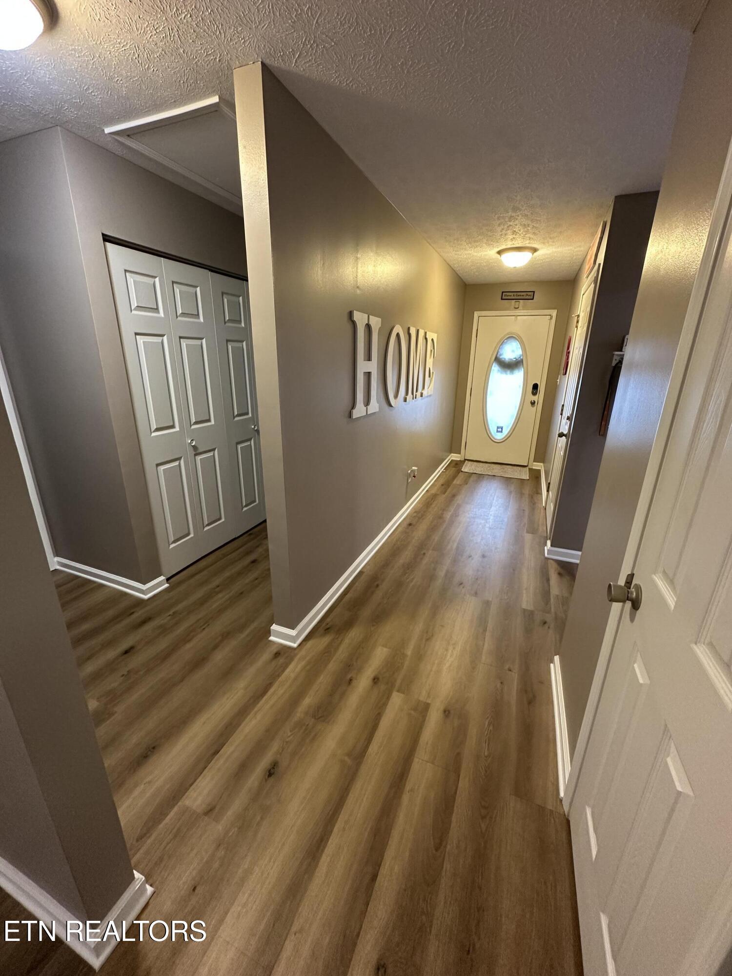 1704 Appian Way Property Photo 20