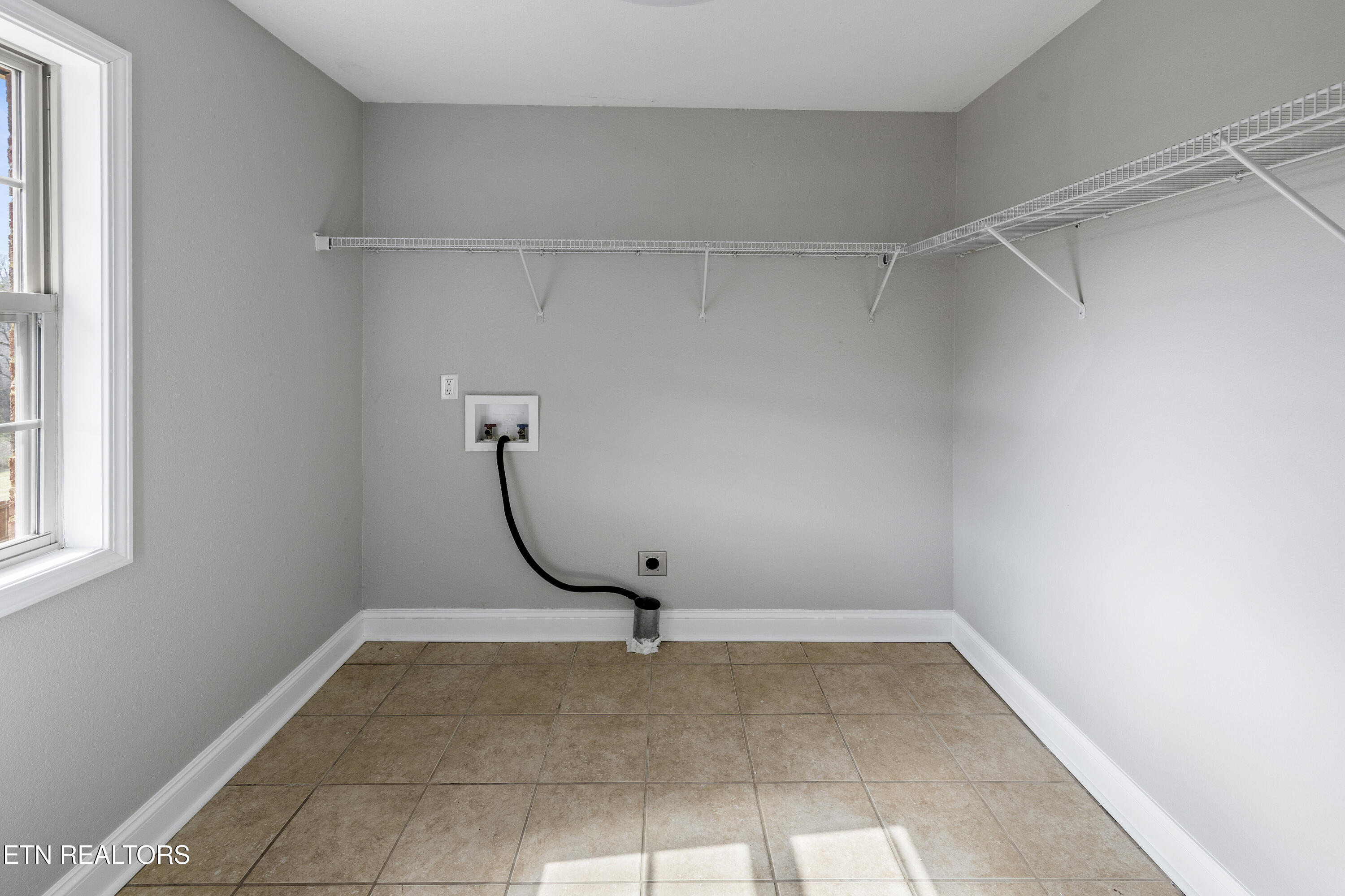 1330 Sugarland Circle Property Photo 34