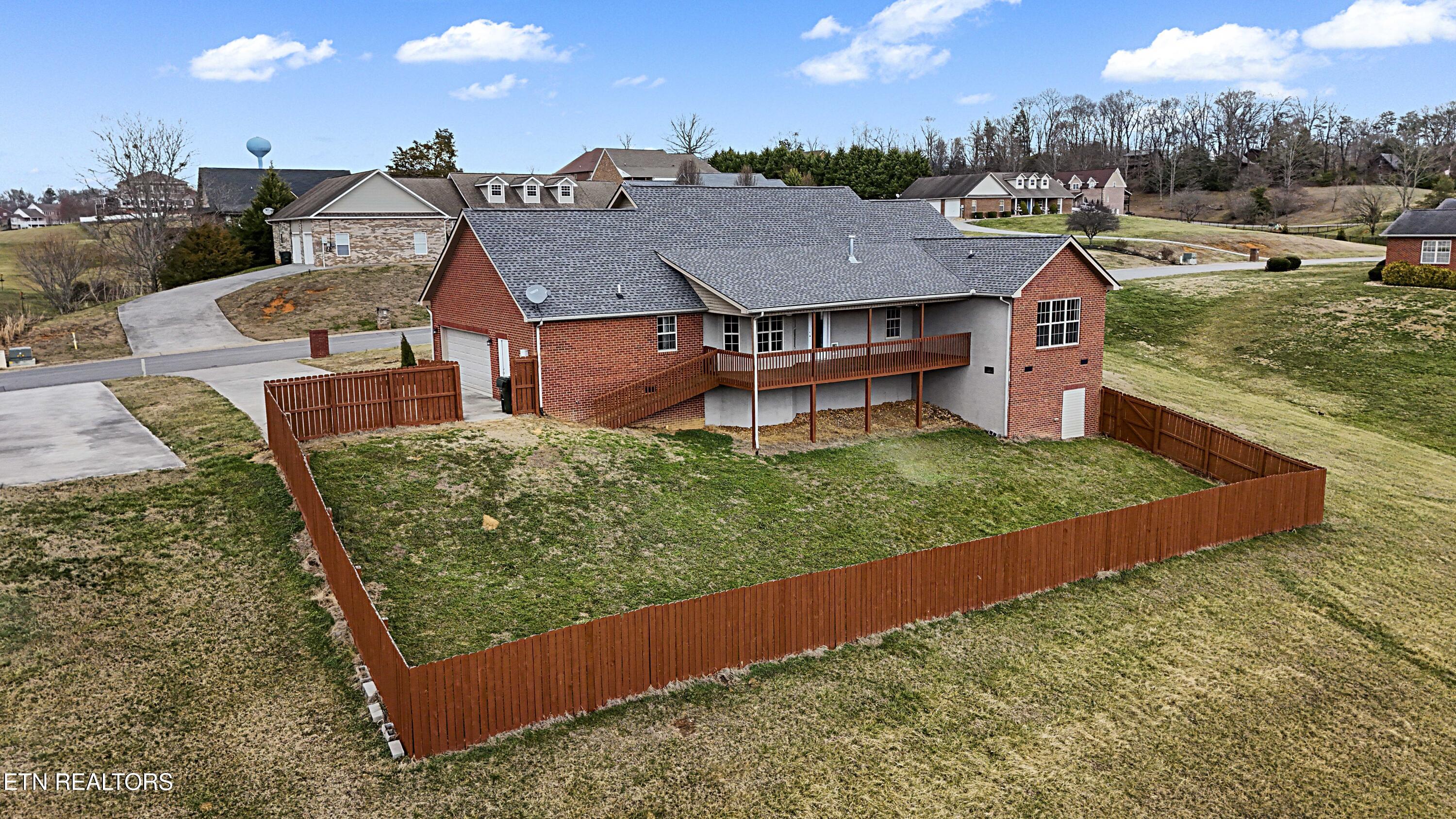 1330 Sugarland Circle Property Photo 37