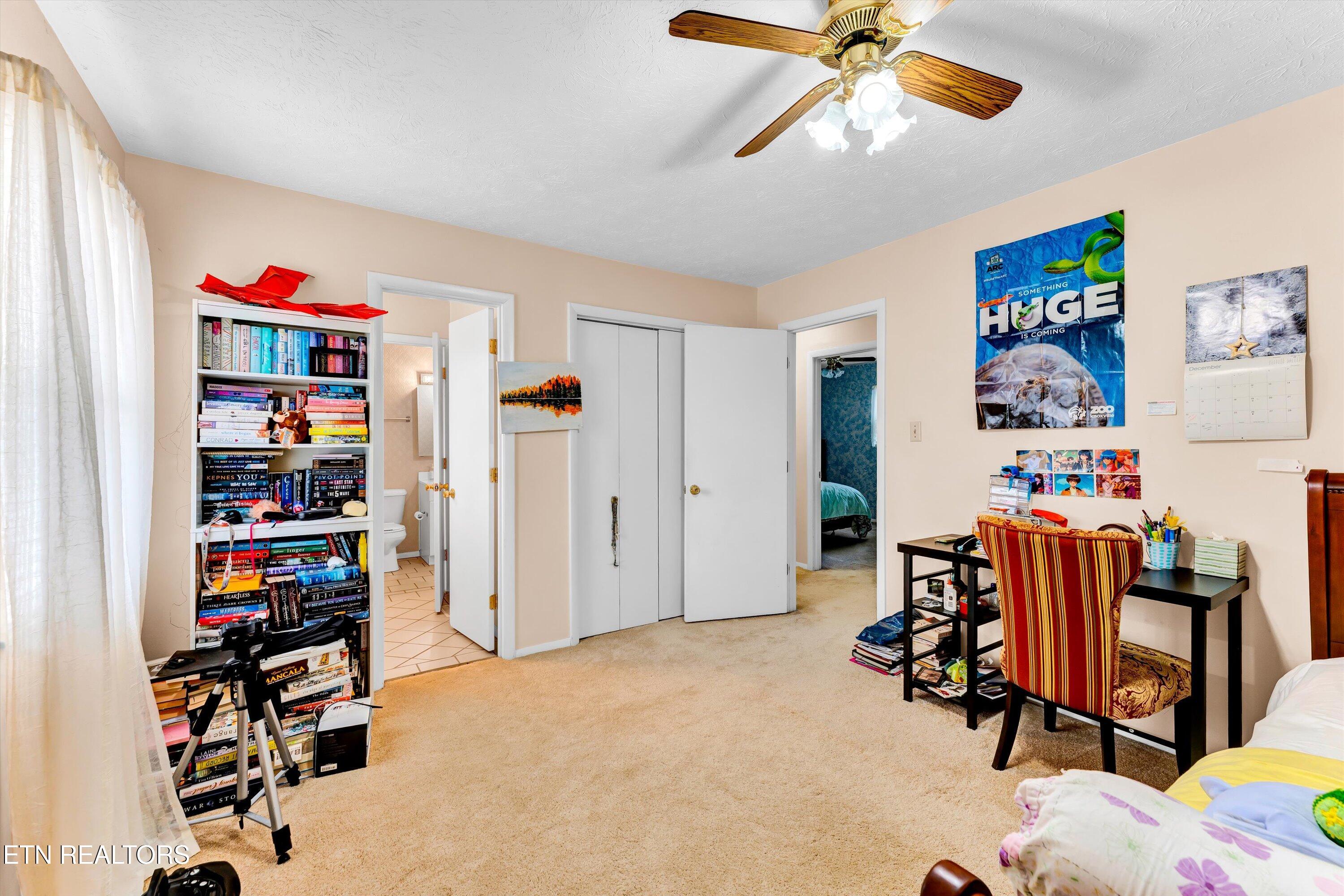 8618 Peppertree Lane Property Photo 17
