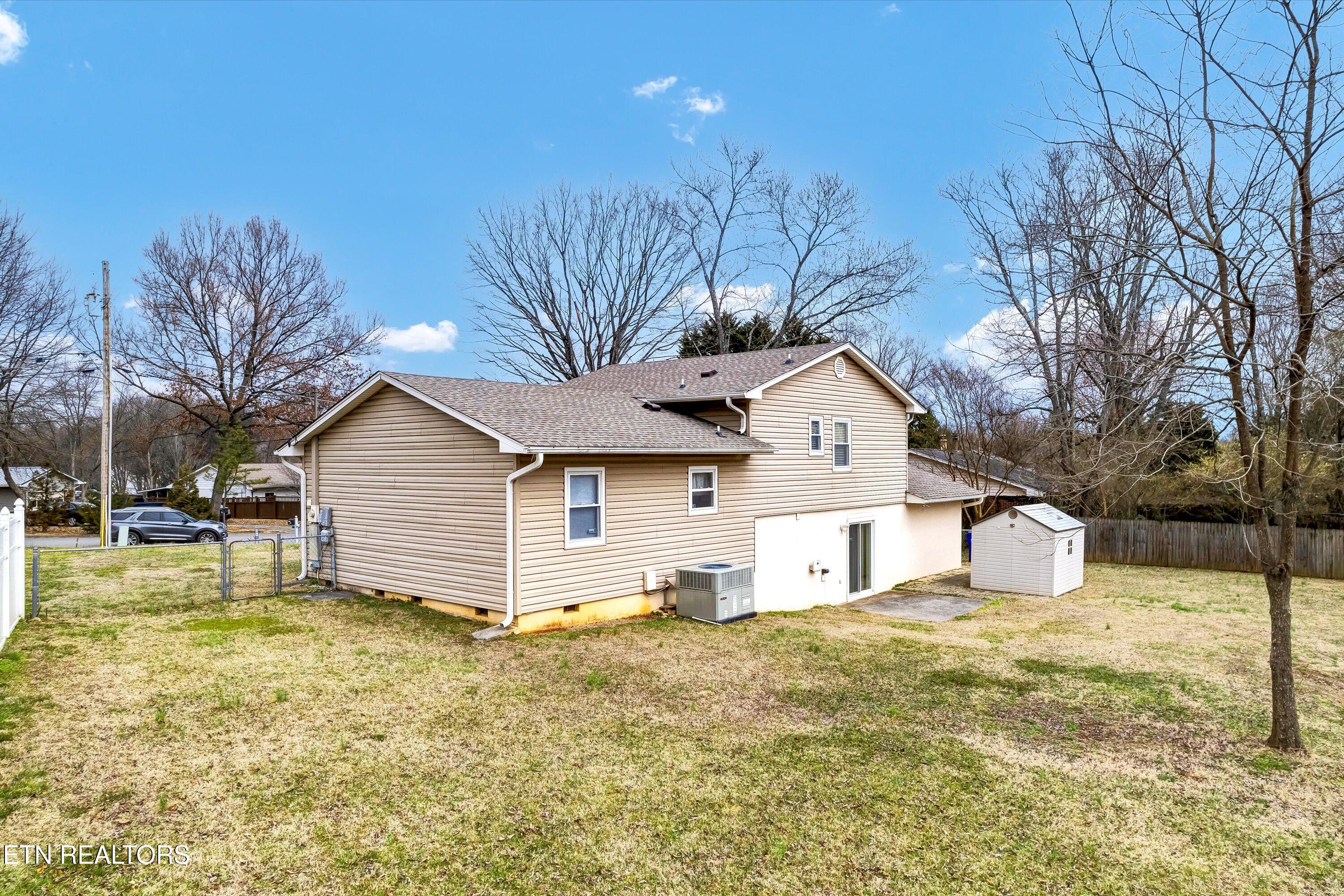 8618 Peppertree Lane Property Photo 30
