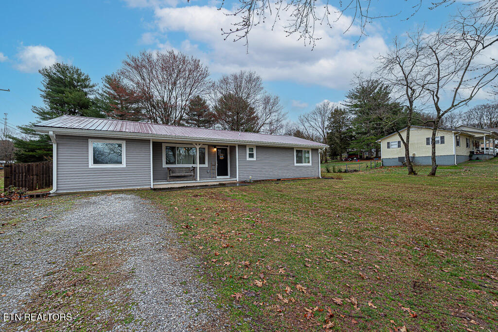 126 Hawkins Rd Property Photo 2