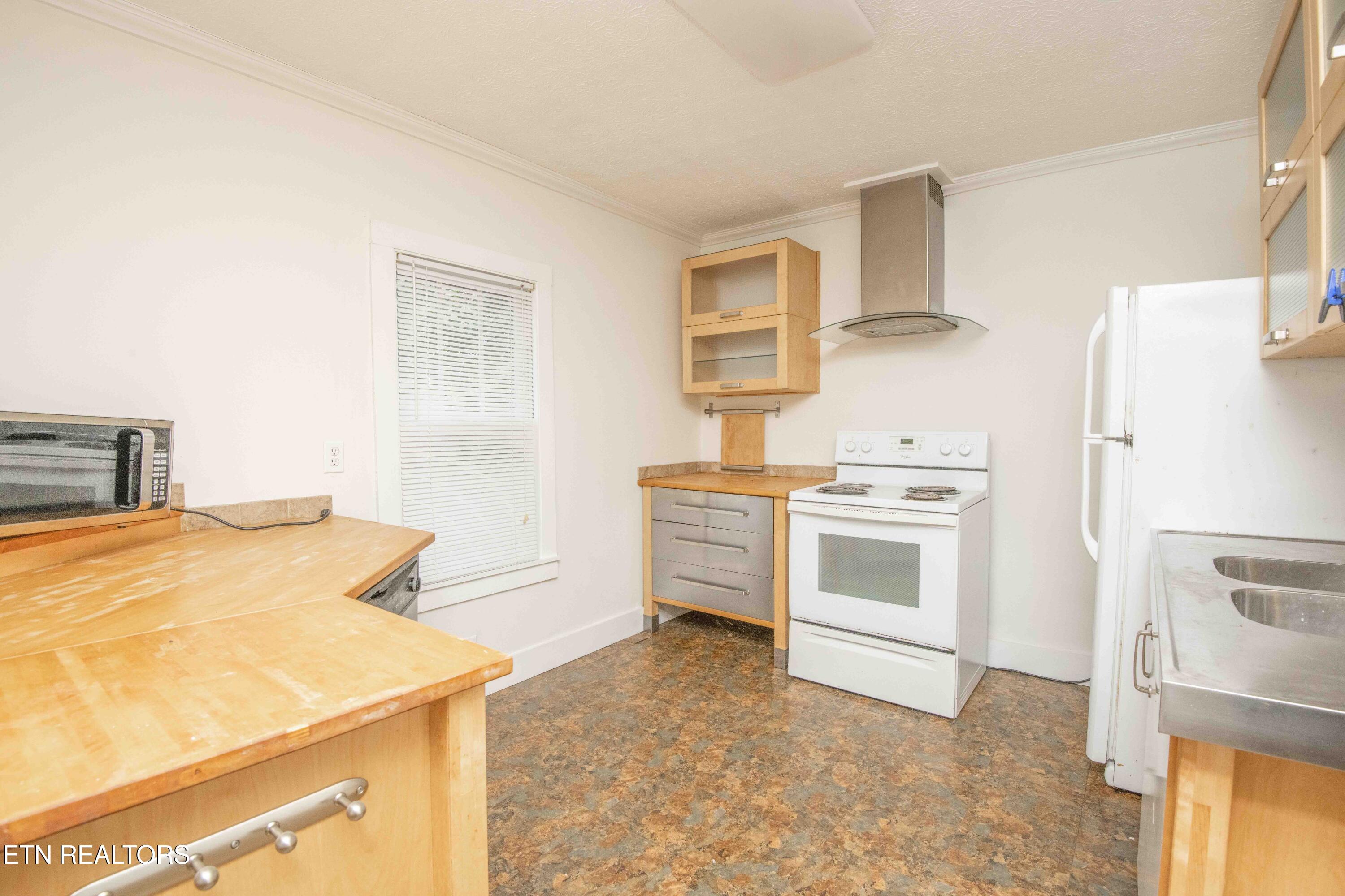 942 Old N Kentucky St Property Photo 10