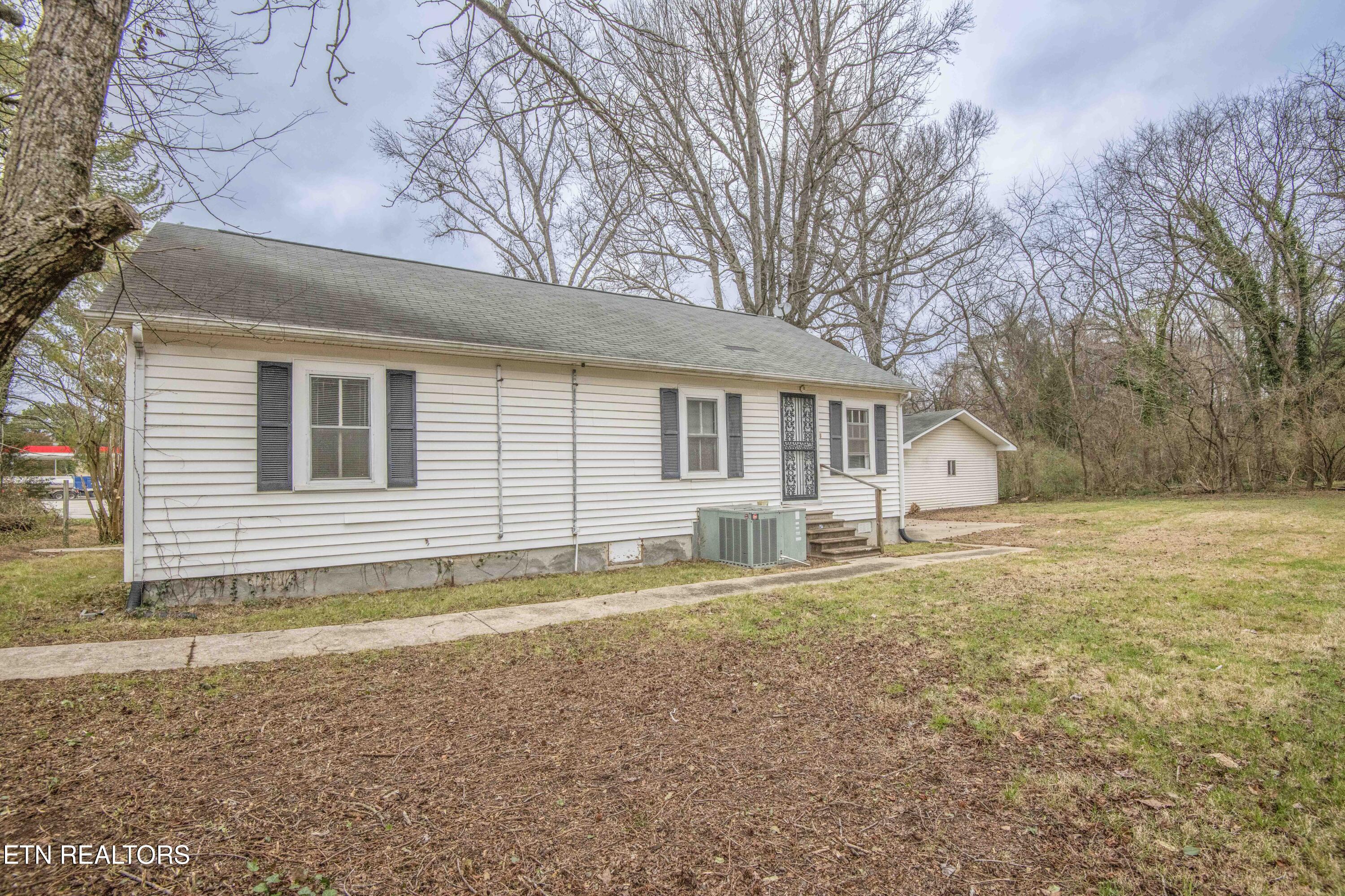 942 Old N Kentucky St Property Photo 34