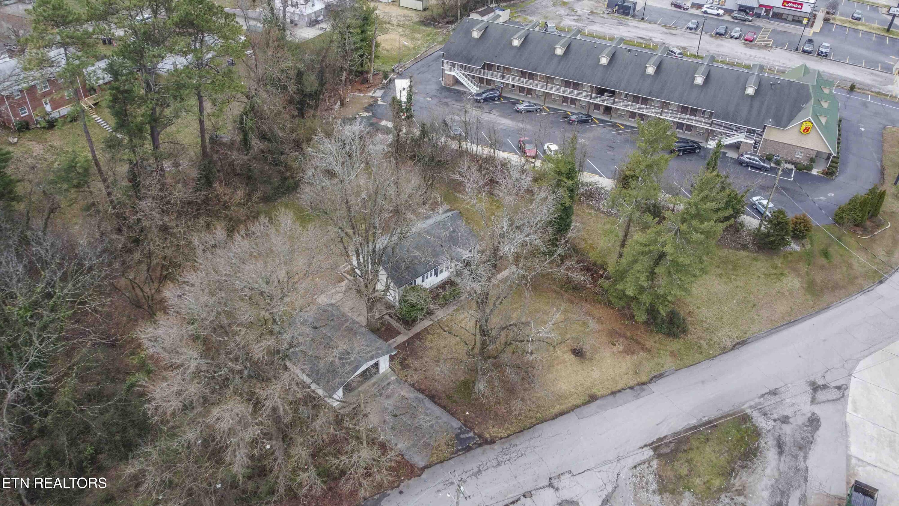 942 Old N Kentucky St Property Photo 43