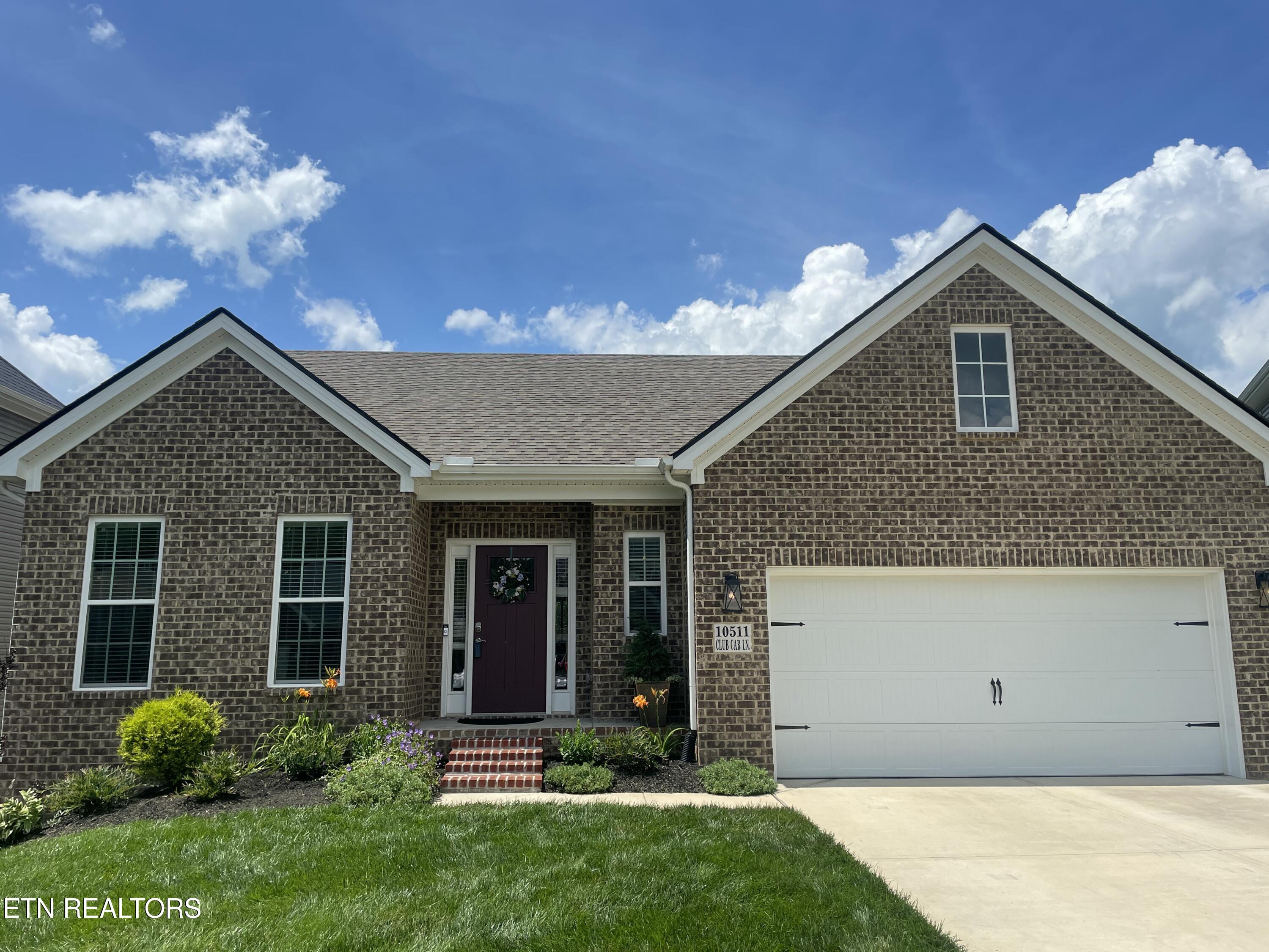 10511 Club Car Lane Property Photo 1