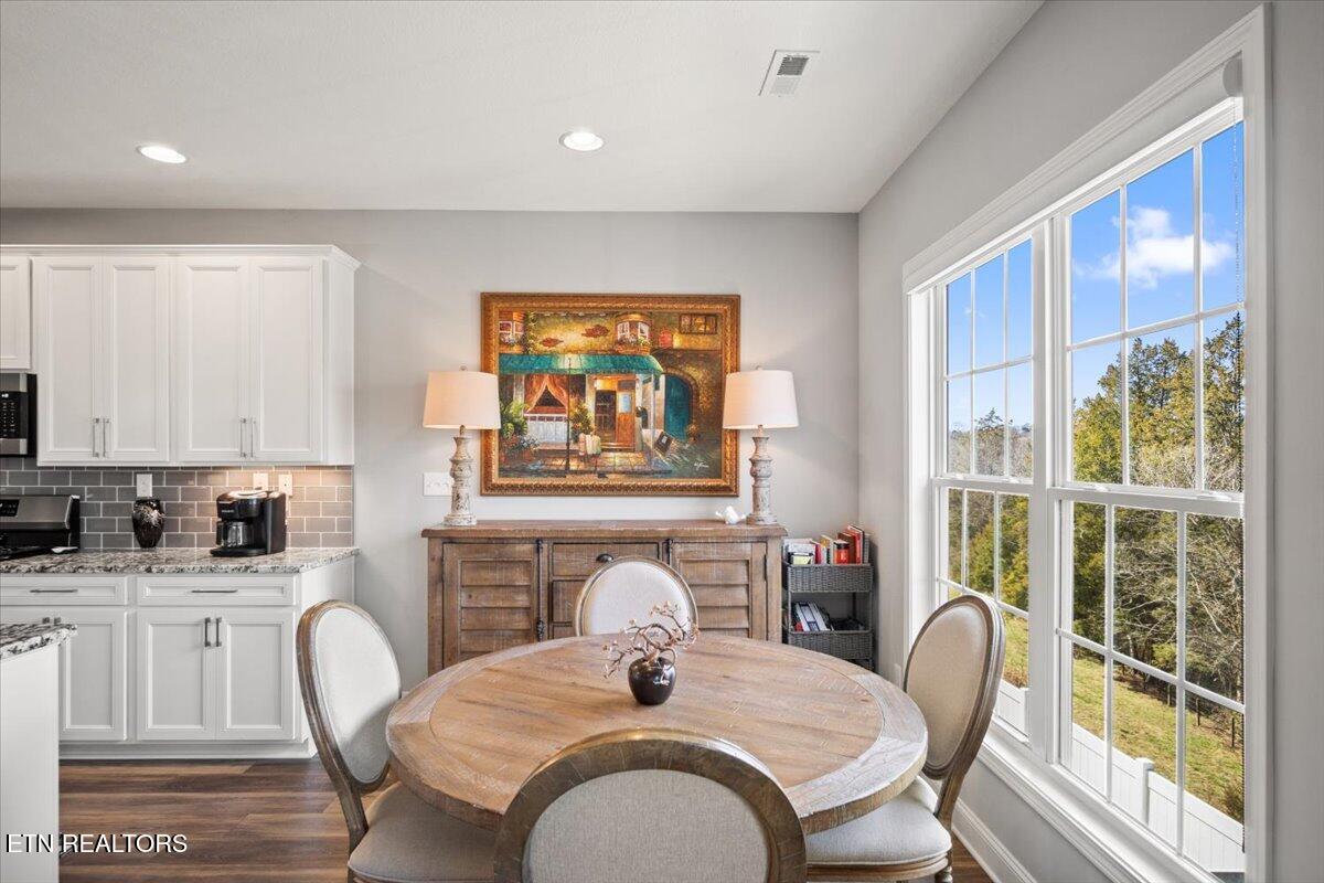 10511 Club Car Lane Property Photo 13