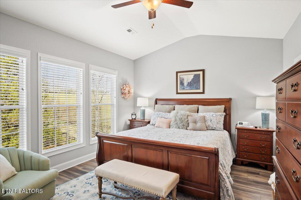 10511 Club Car Lane Property Photo 14