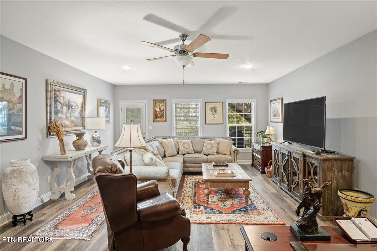 10511 Club Car Lane Property Photo 19