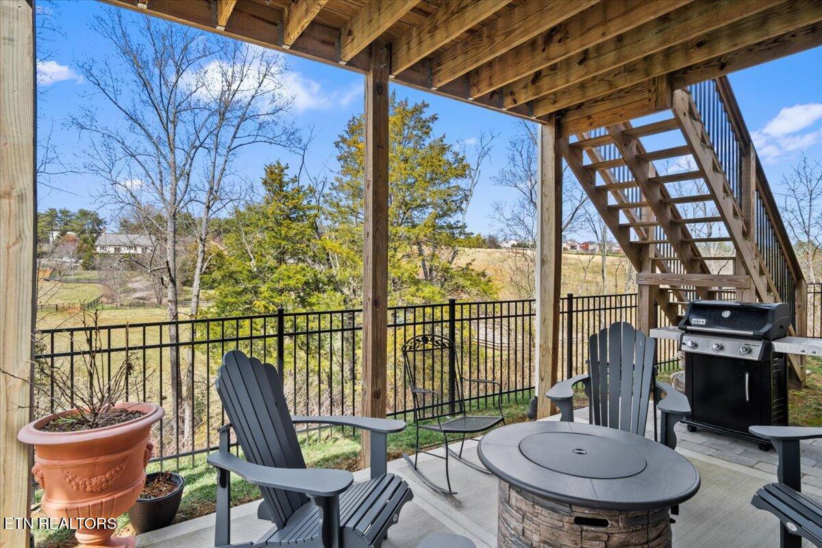 10511 Club Car Lane Property Photo 24