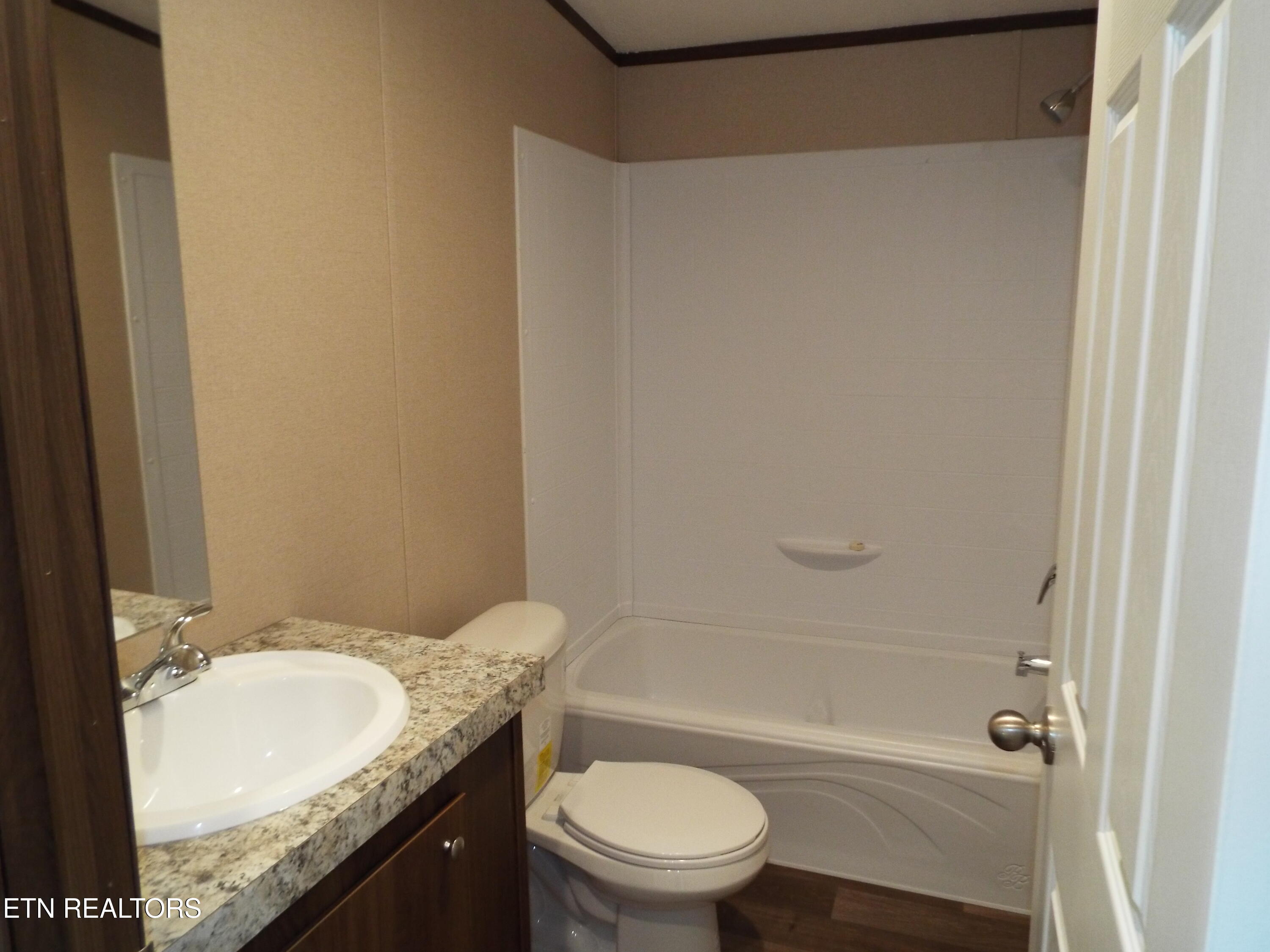 1509/1515 Sawmill Road Property Photo 19