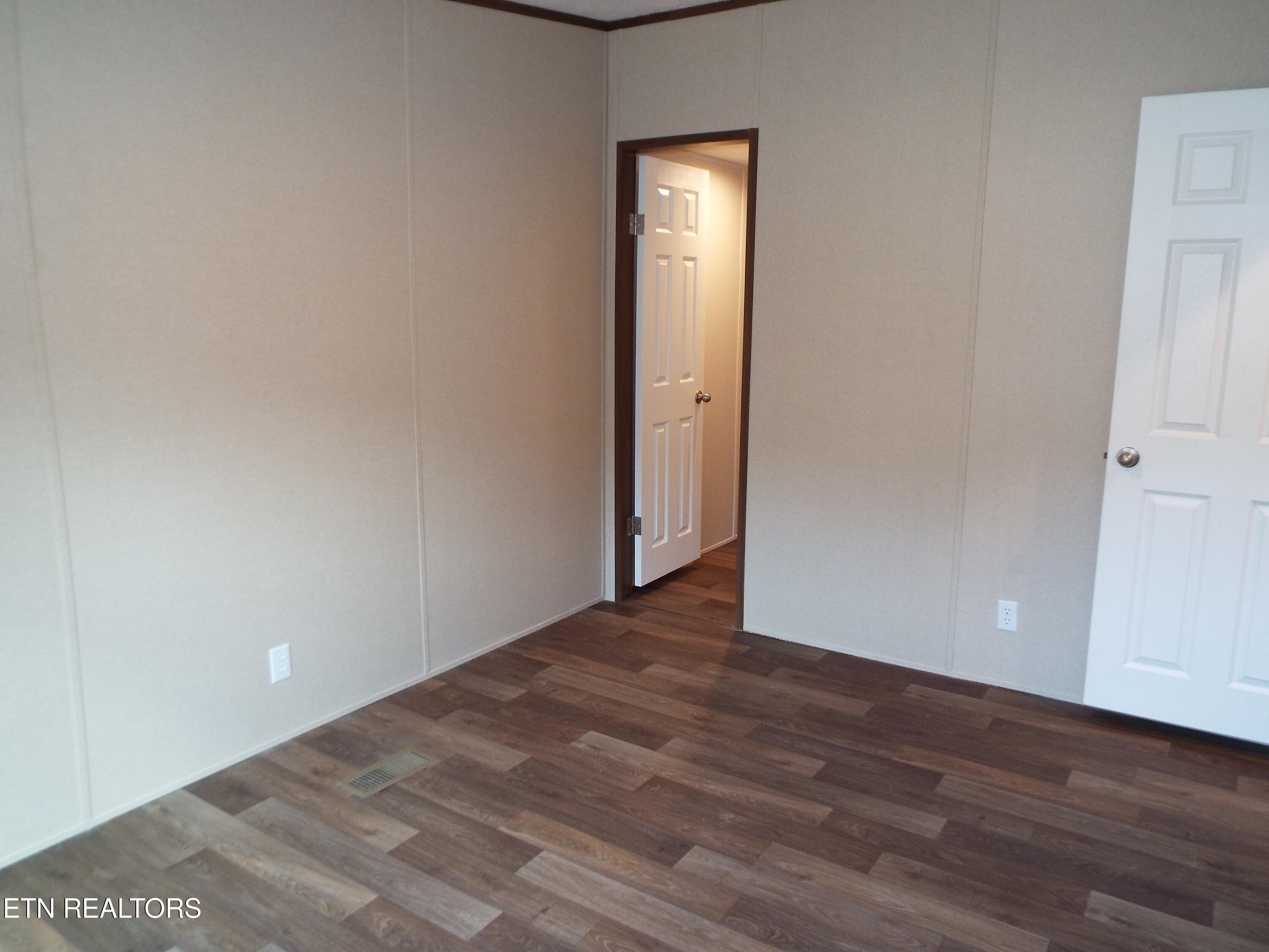 1509/1515 Sawmill Road Property Photo 21