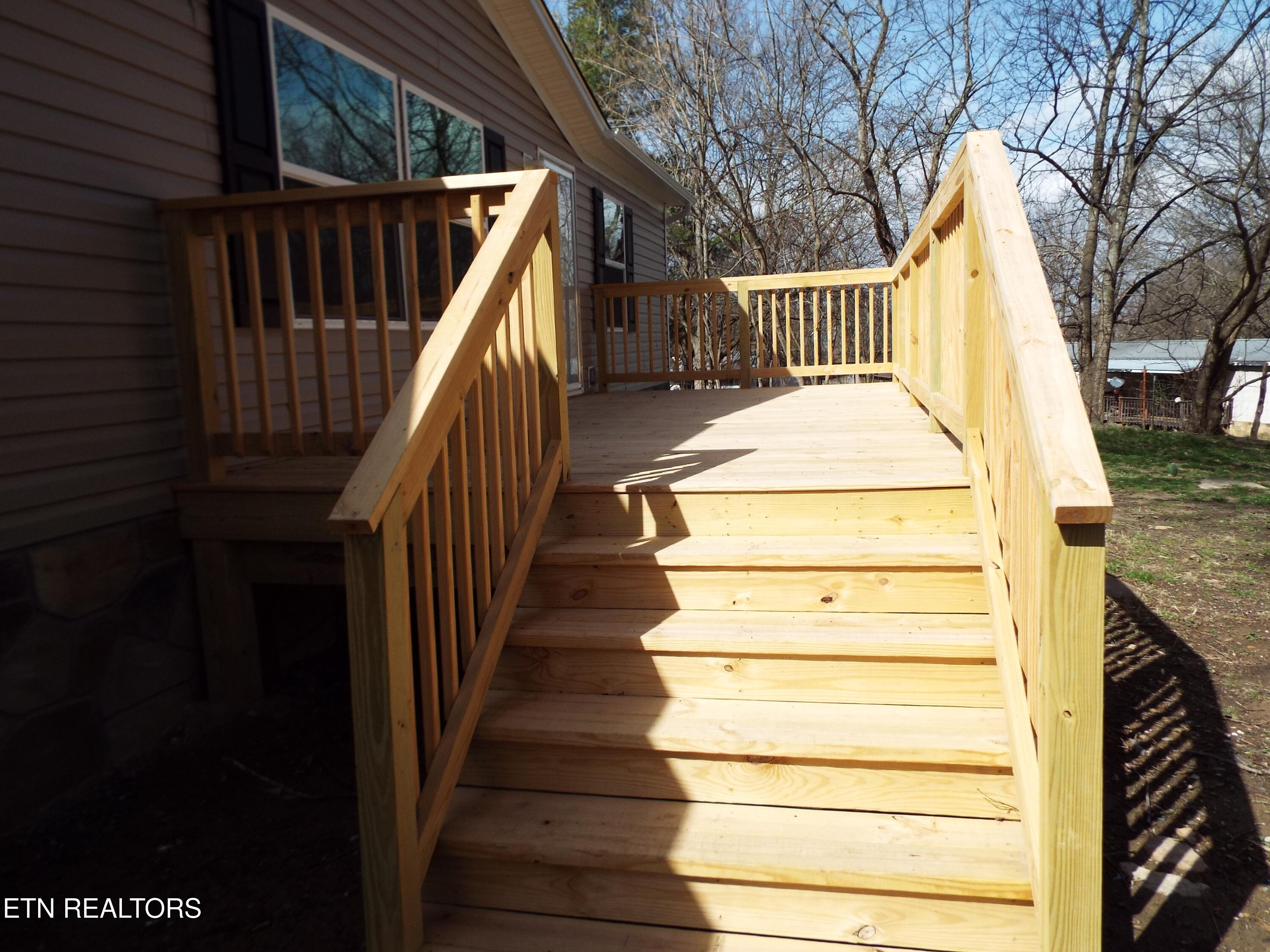 1509/1515 Sawmill Road Property Photo 30