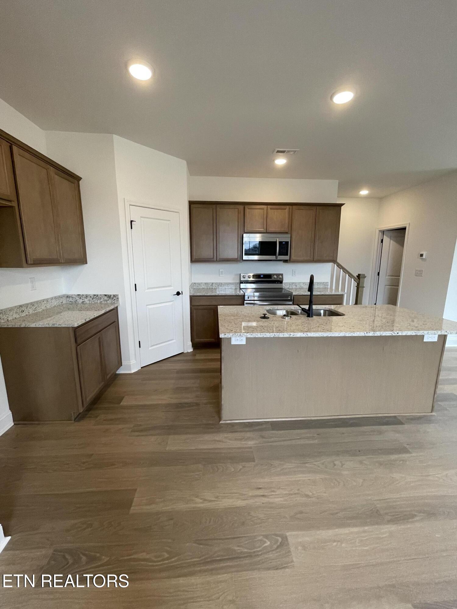 9121 Rolling Stone Way Way Property Photo 8