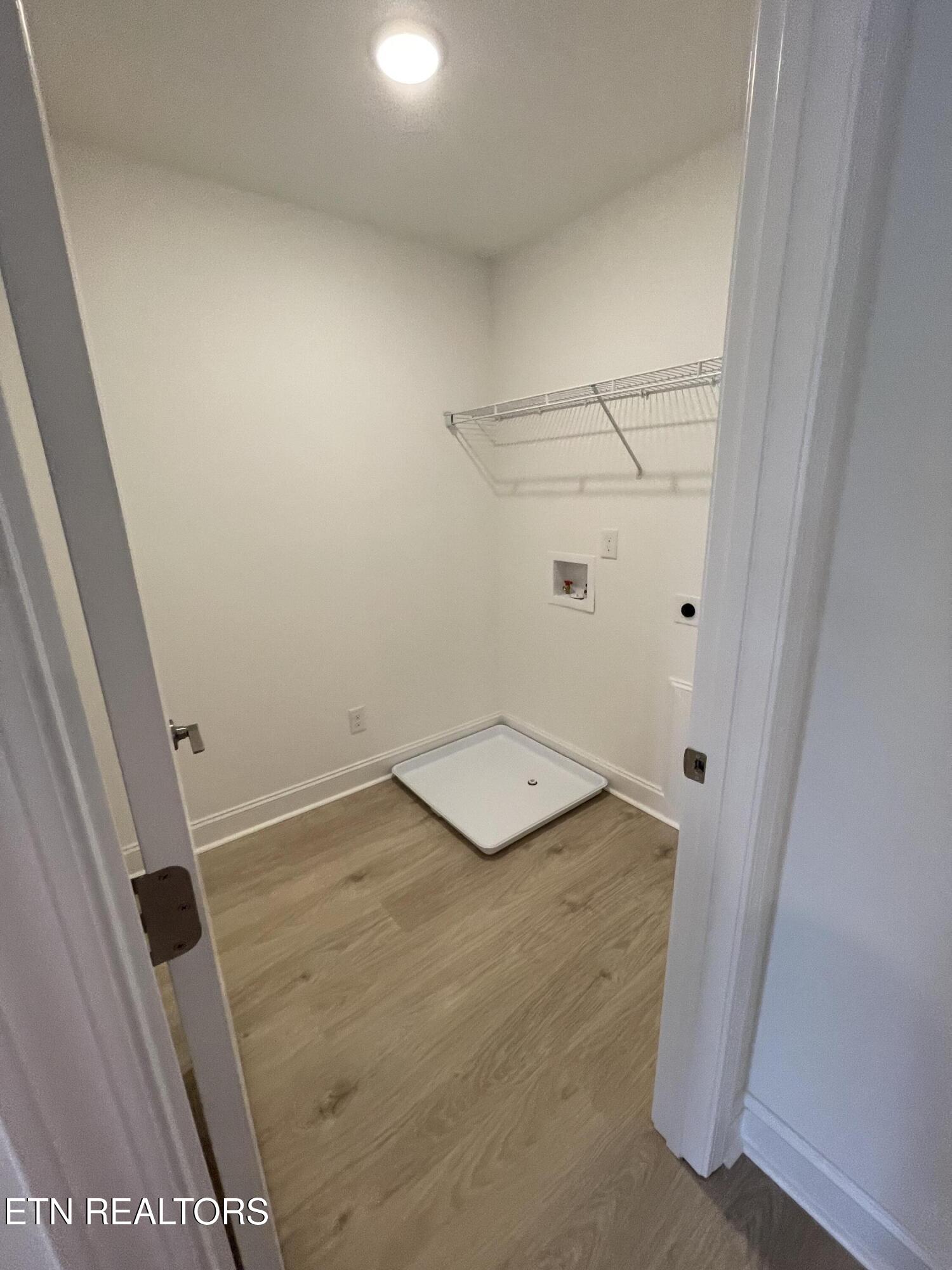 9125 Rolling Stone Way Property Photo 14