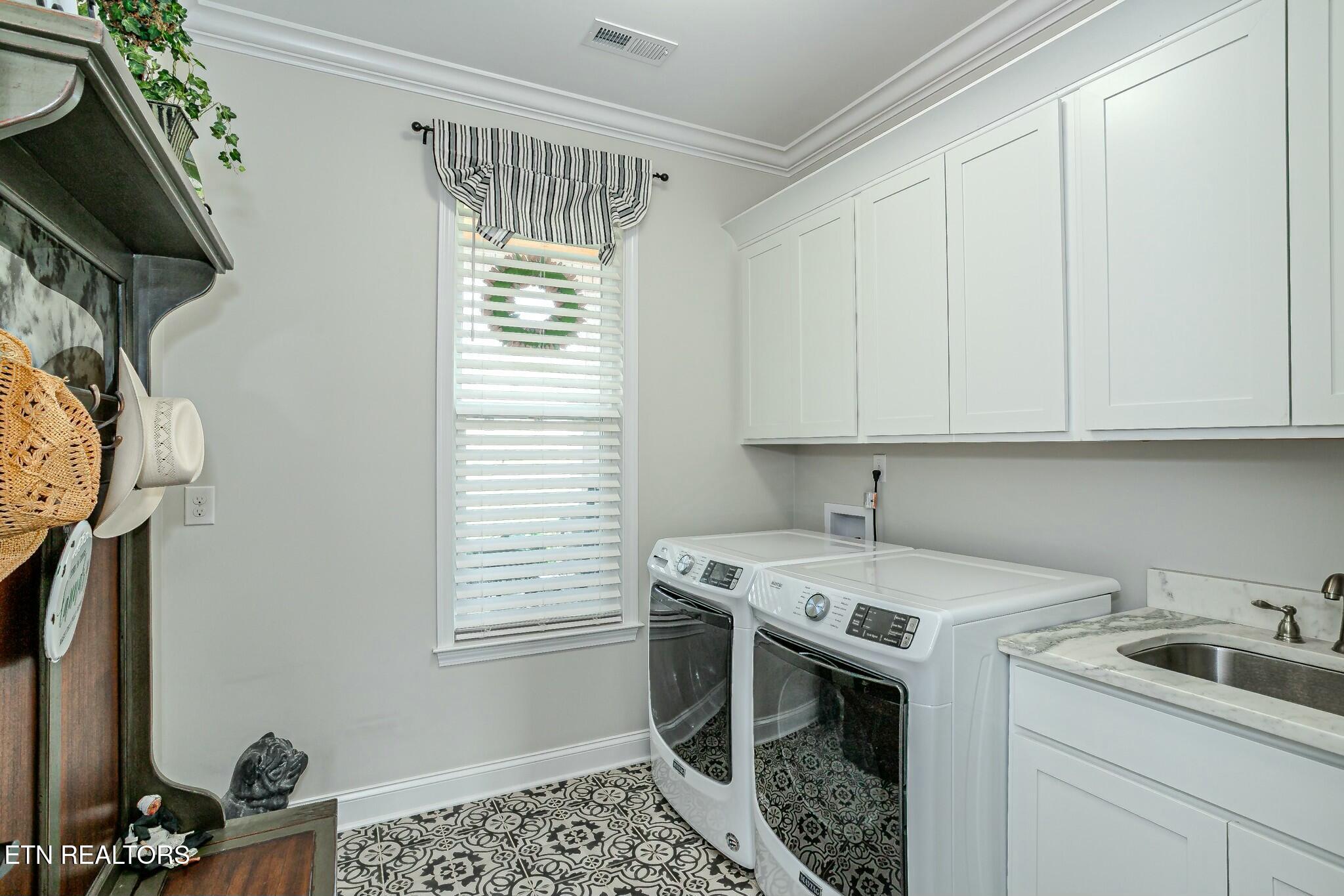 9556 Gunnies Drive Property Photo 17