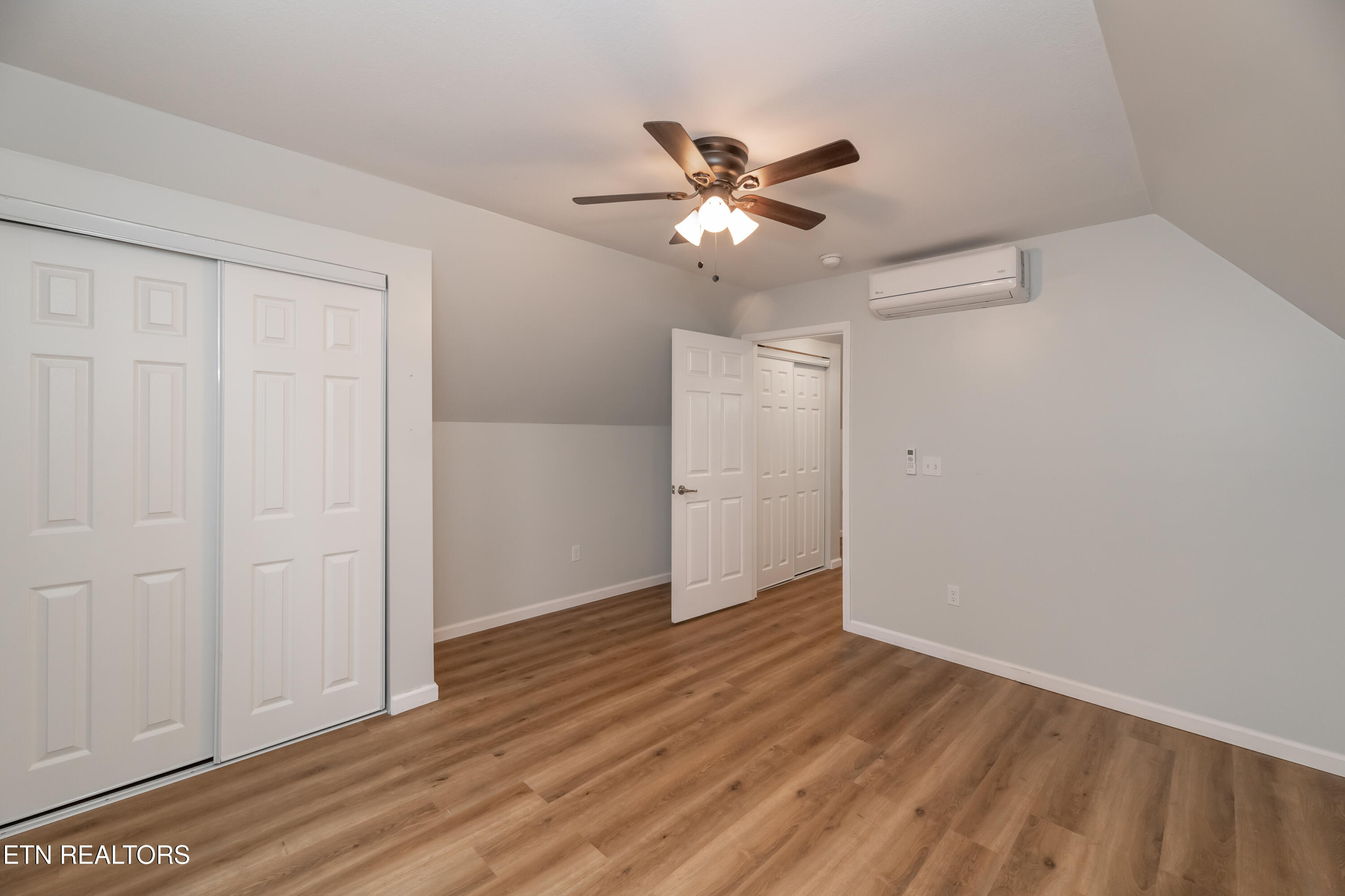 8811 Ellis Lane Property Photo 18
