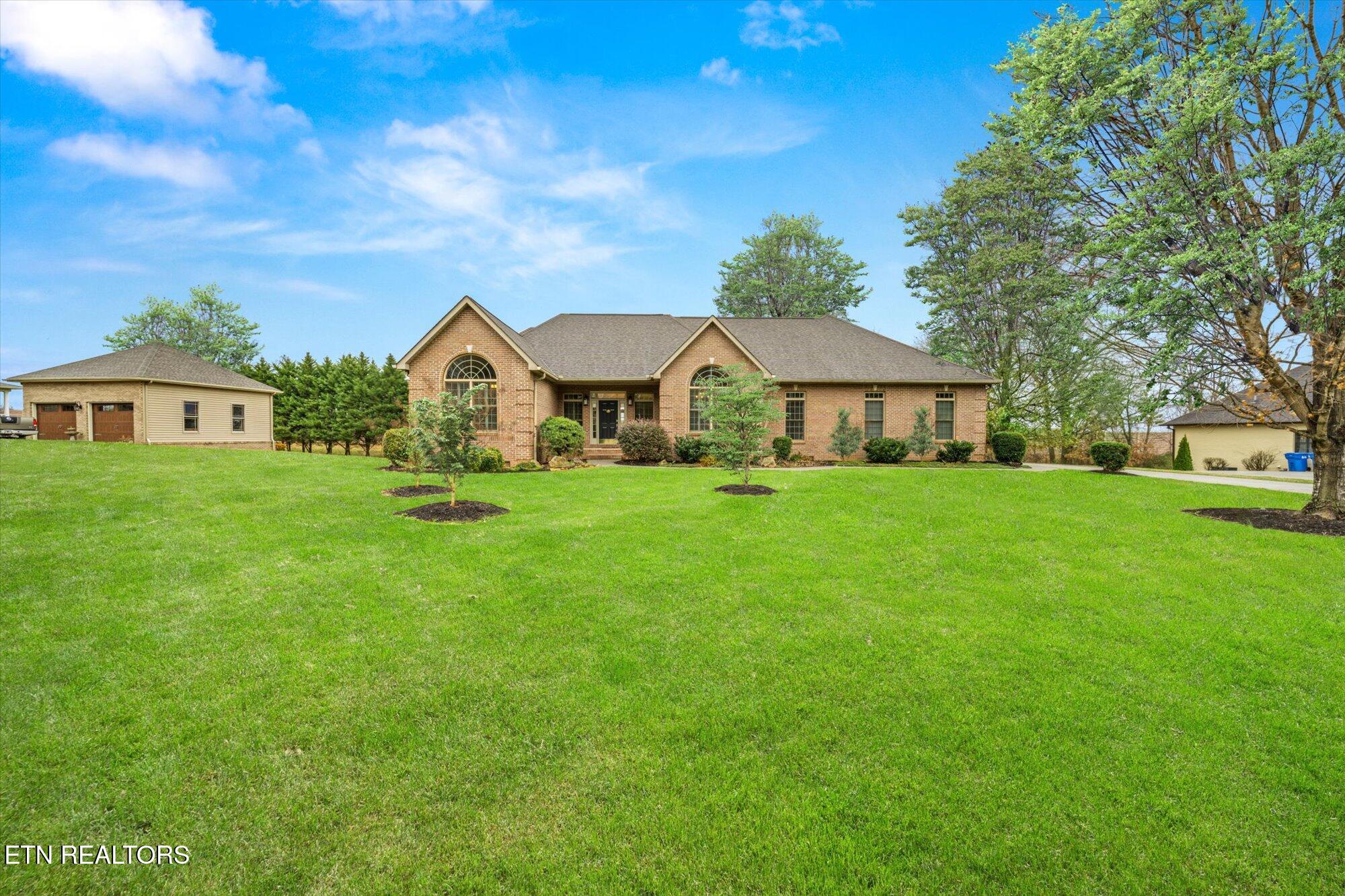 1826 Peppertree Drive Property Photo 1