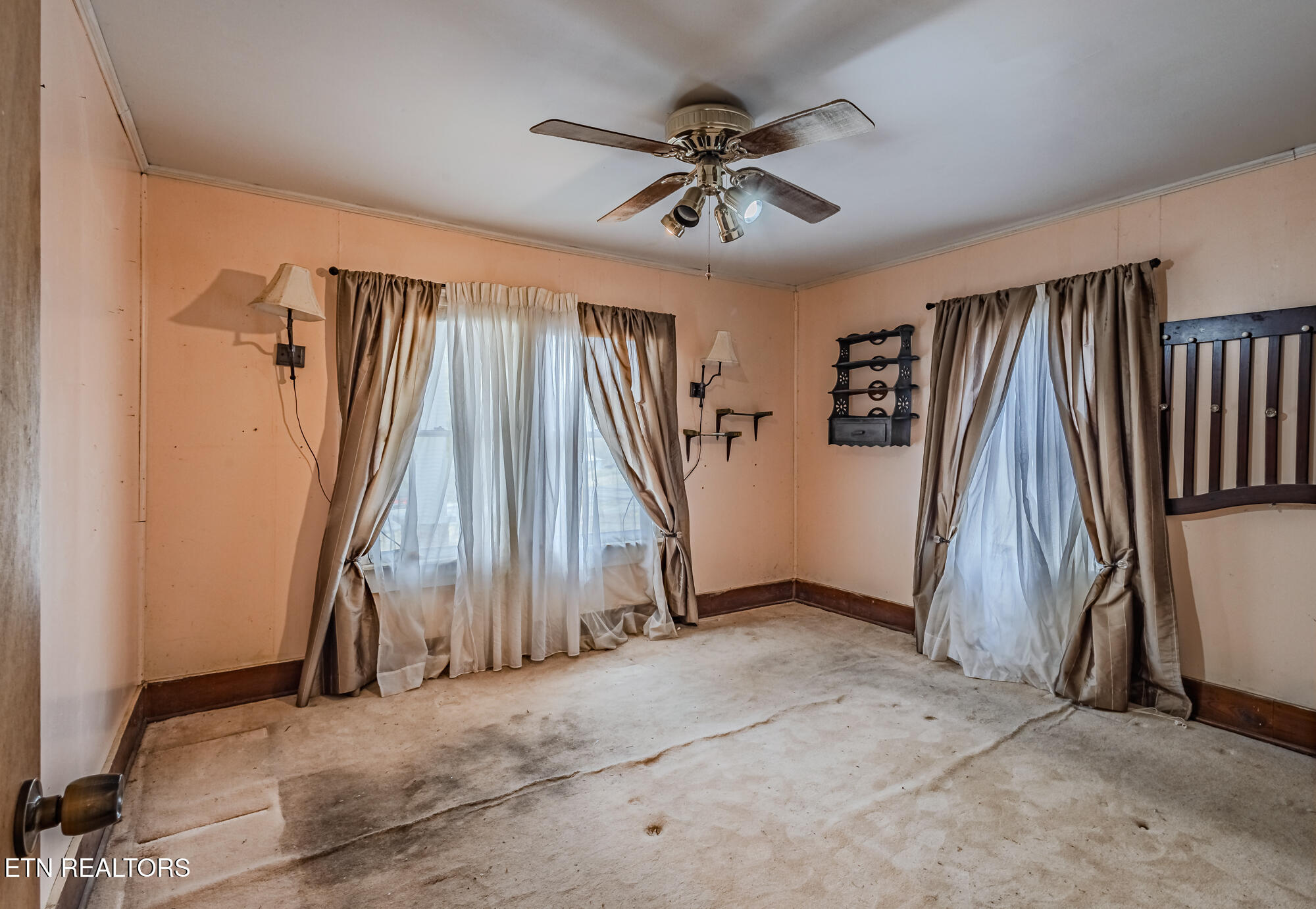 210 Linsdale Road Property Photo 7
