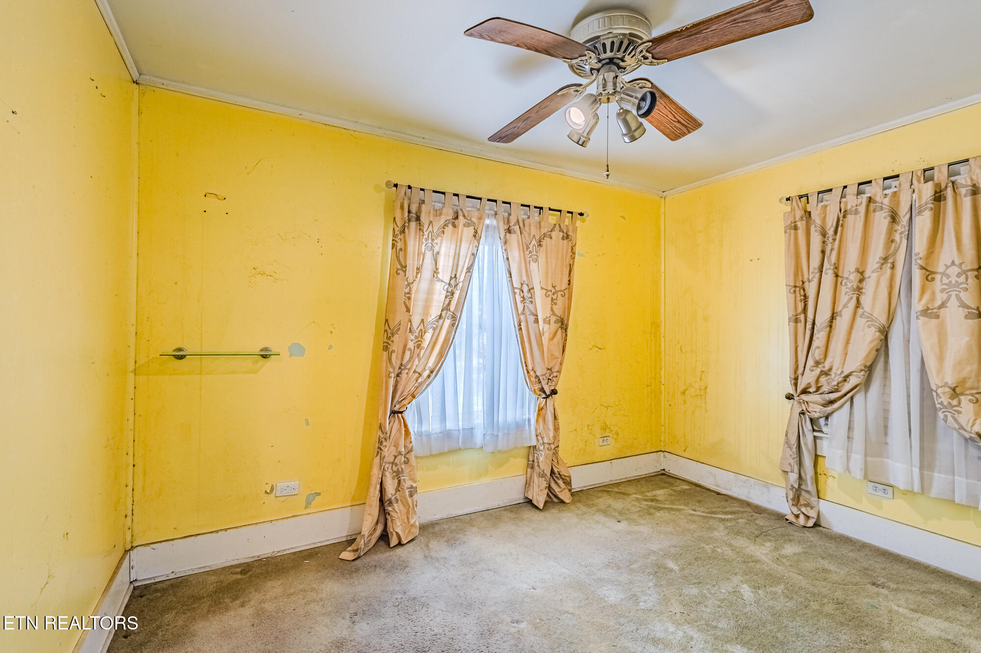 210 Linsdale Road Property Photo 9