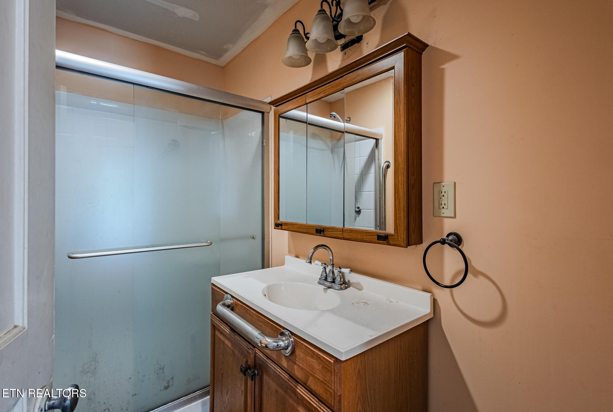 210 Linsdale Road Property Photo 11