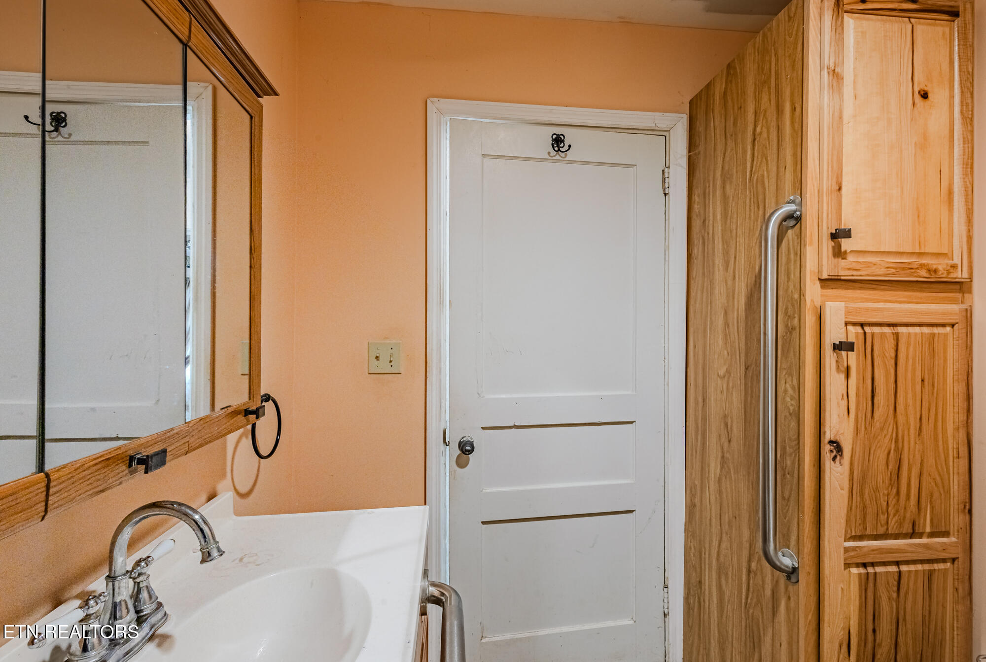 210 Linsdale Road Property Photo 12