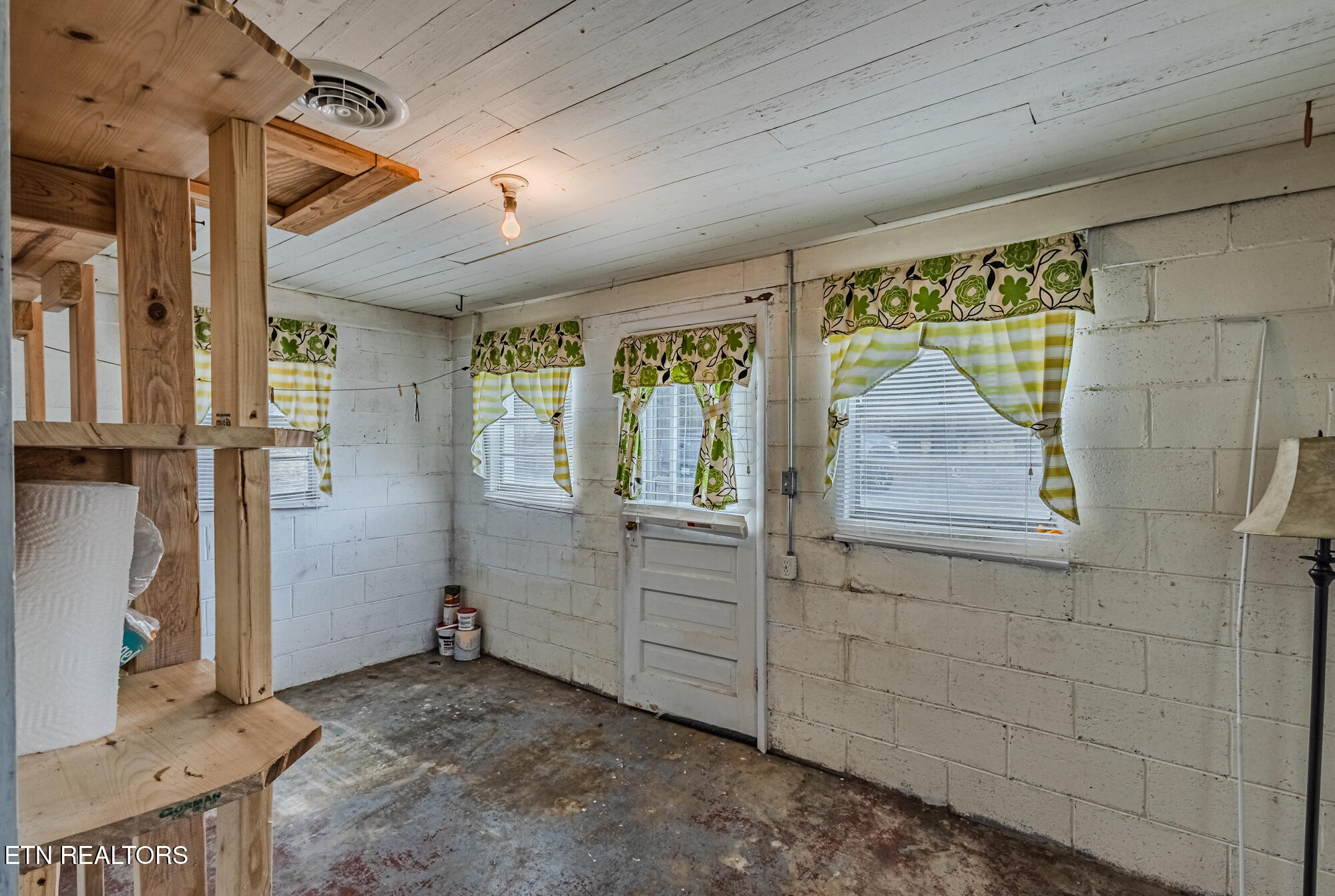 210 Linsdale Road Property Photo 13