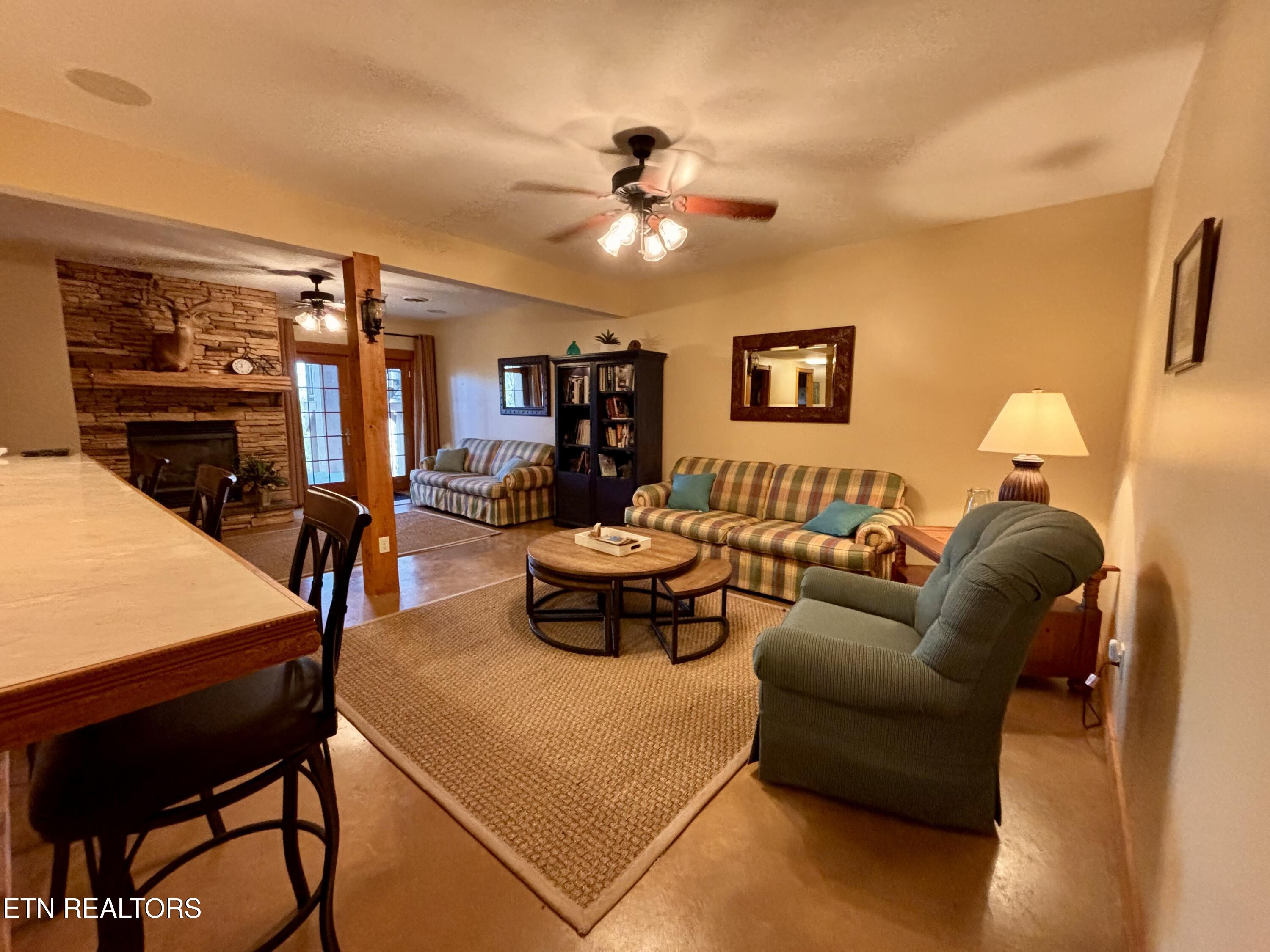 633 Retreat Rd Property Photo 11
