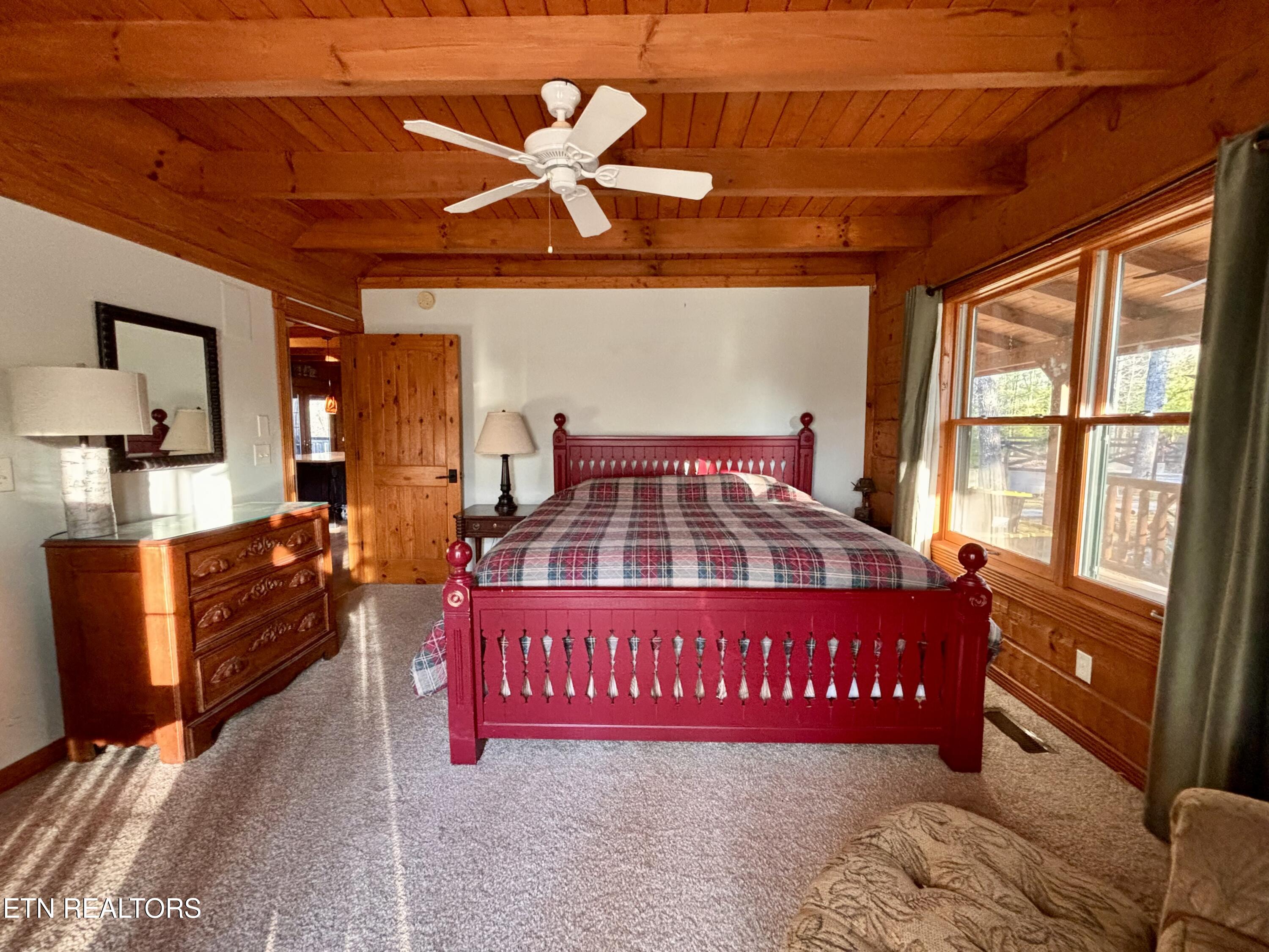 633 Retreat Rd Property Photo 13