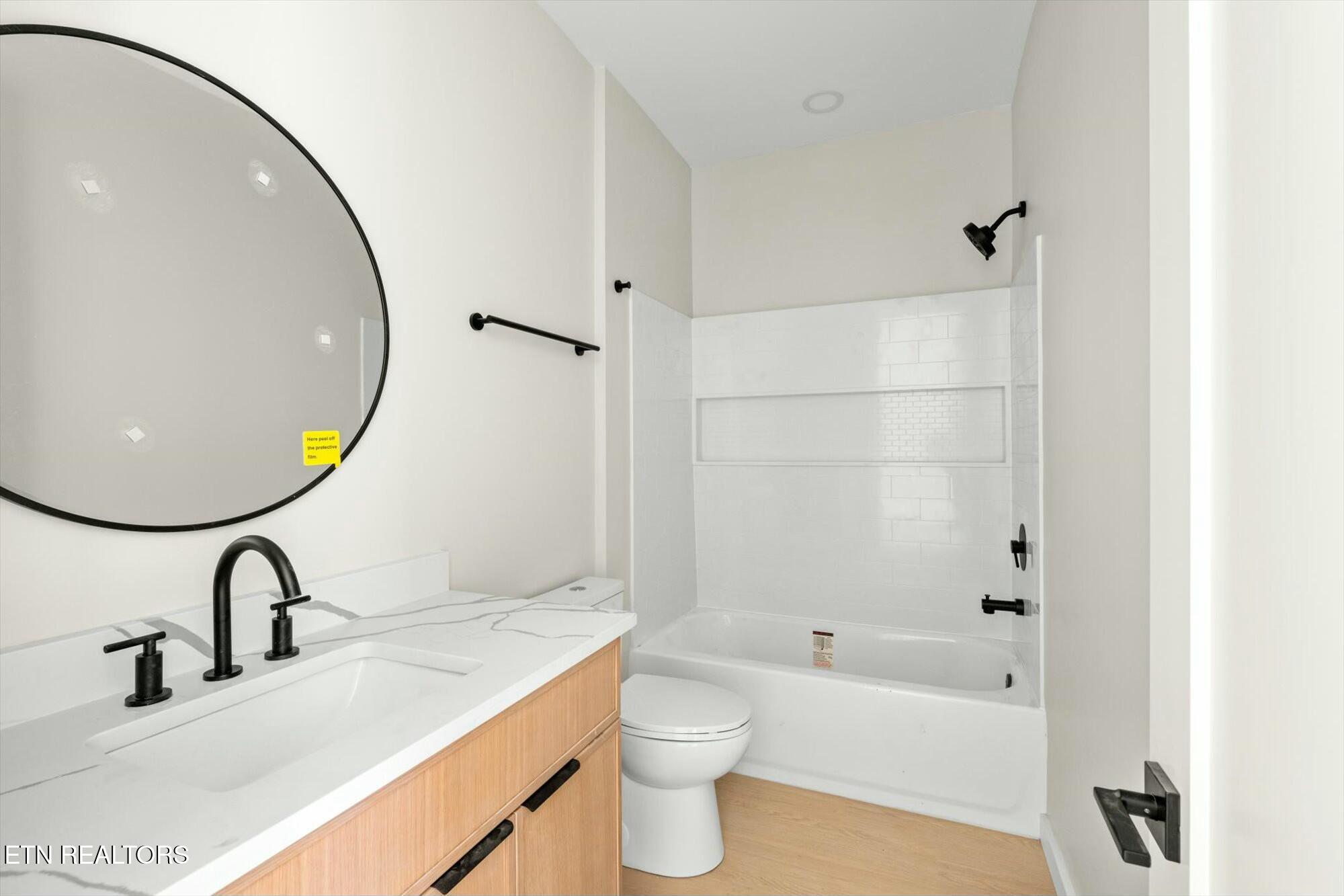 2217 Lincoln St Property Photo 14