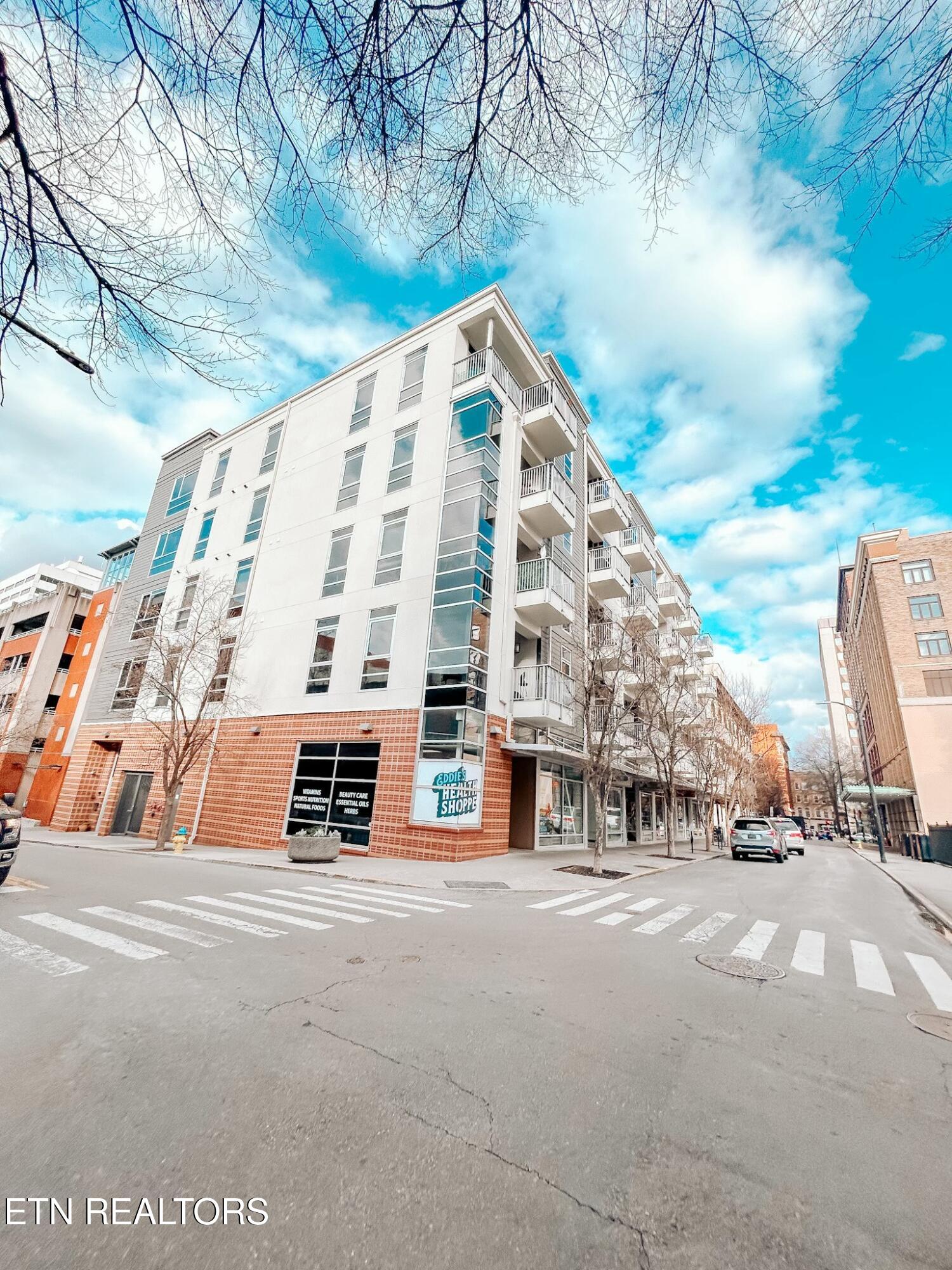 440 Walnut Street Property Photo