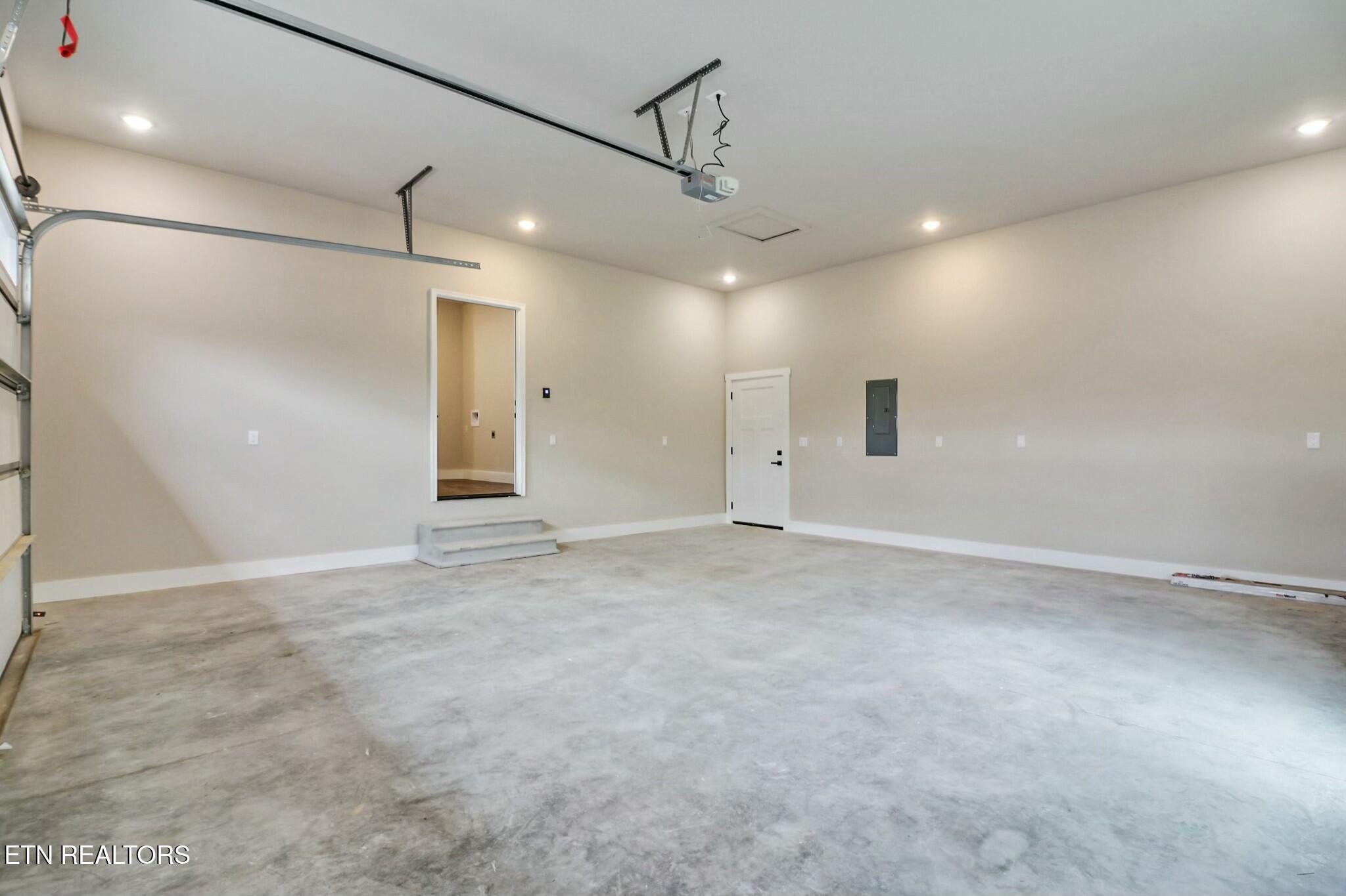 1076 Hargis Rd Property Photo 37