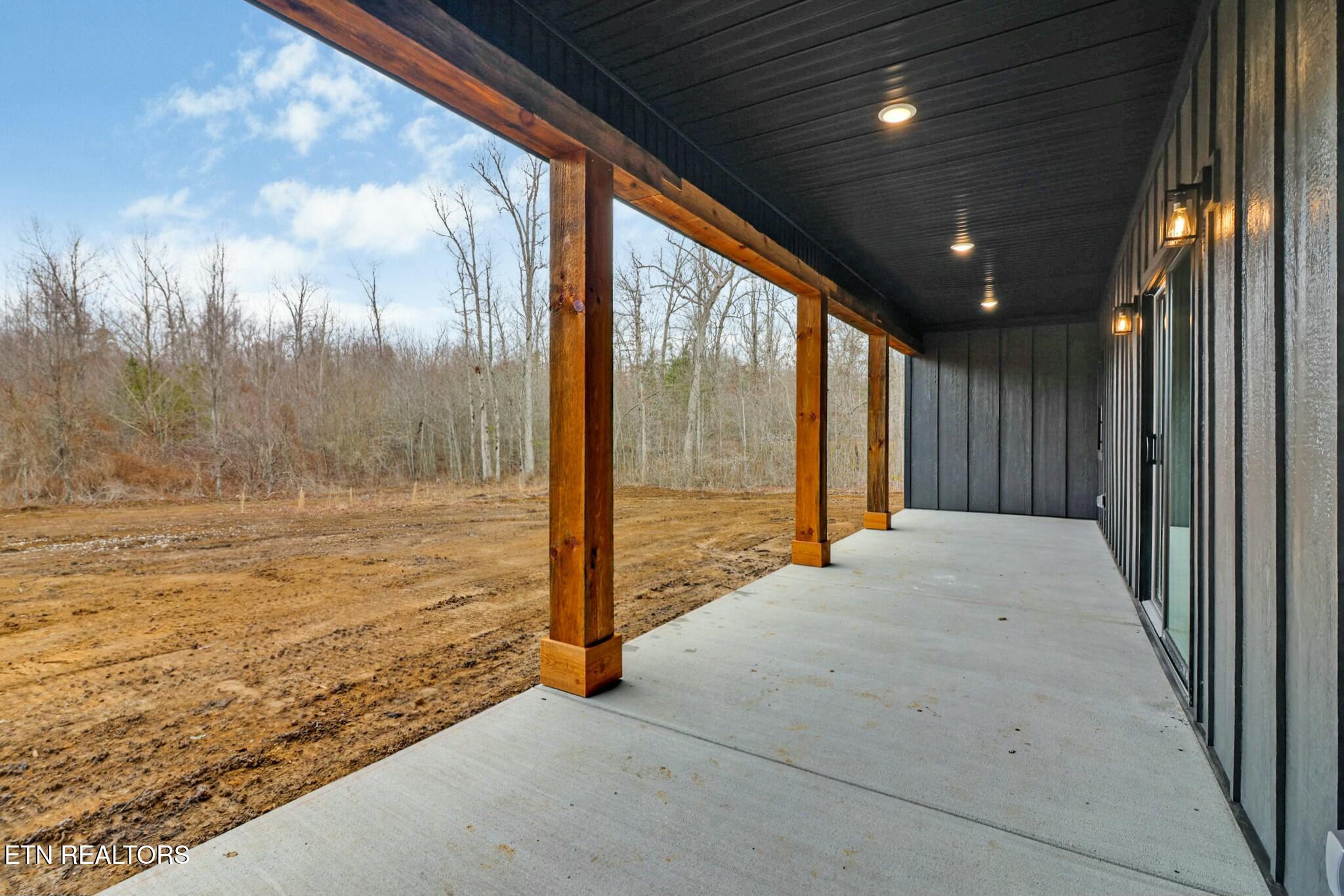 1076 Hargis Rd Property Photo 39
