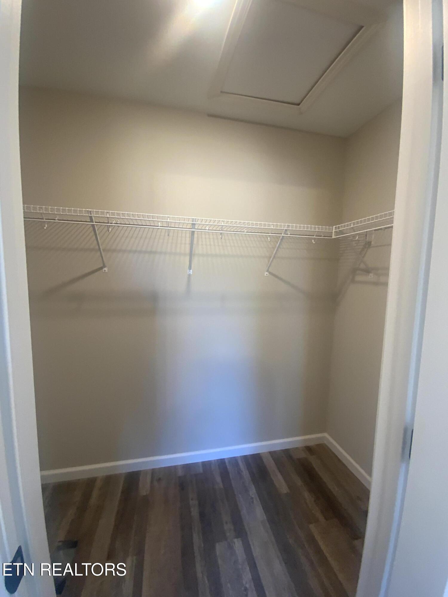 412 Park Ave Property Photo 18