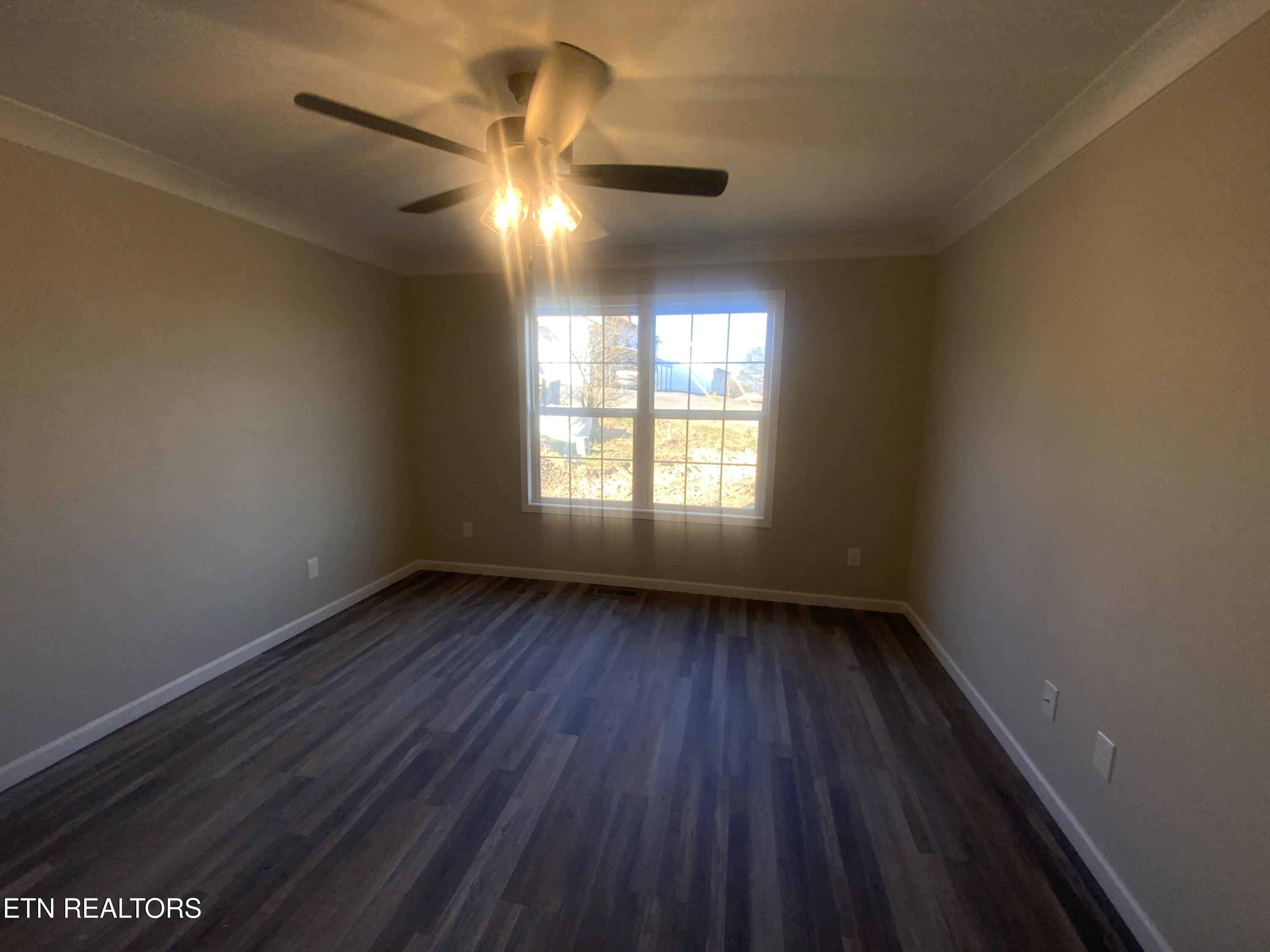 412 Park Ave Property Photo 19