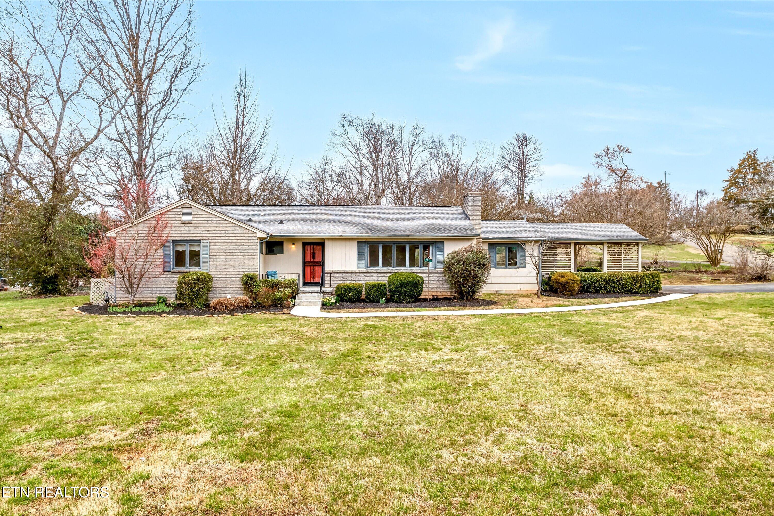 5819 Holston Hills Rd Property Photo 1